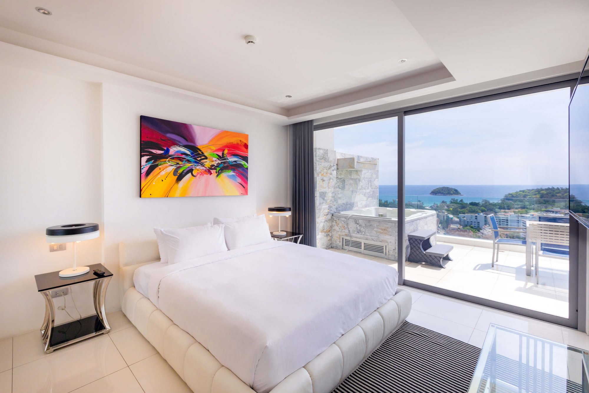 Bright apartment with modern interior design, Kata Karon