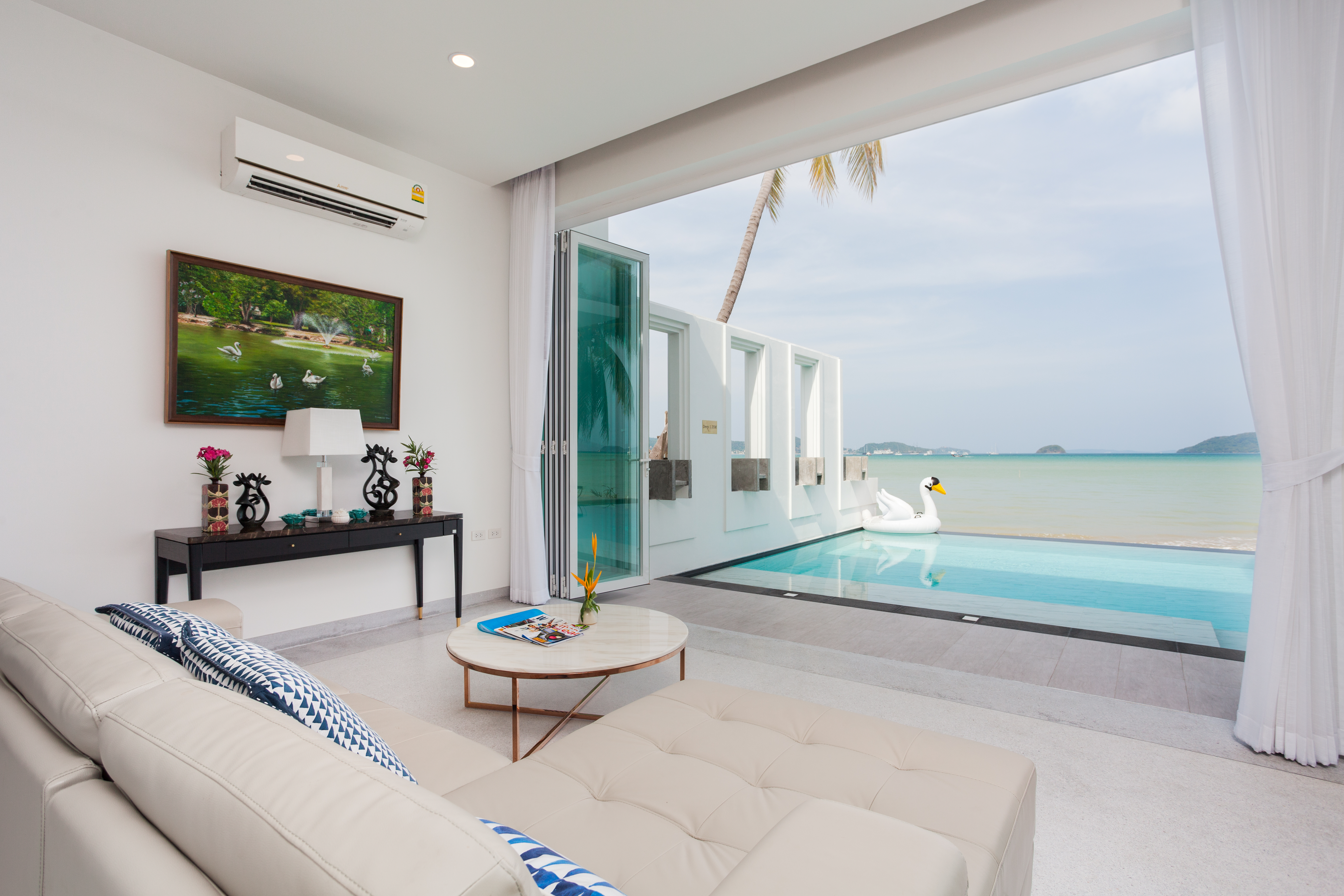 Modern villa with a pool on the coast in Rawai, 3 bedrooms