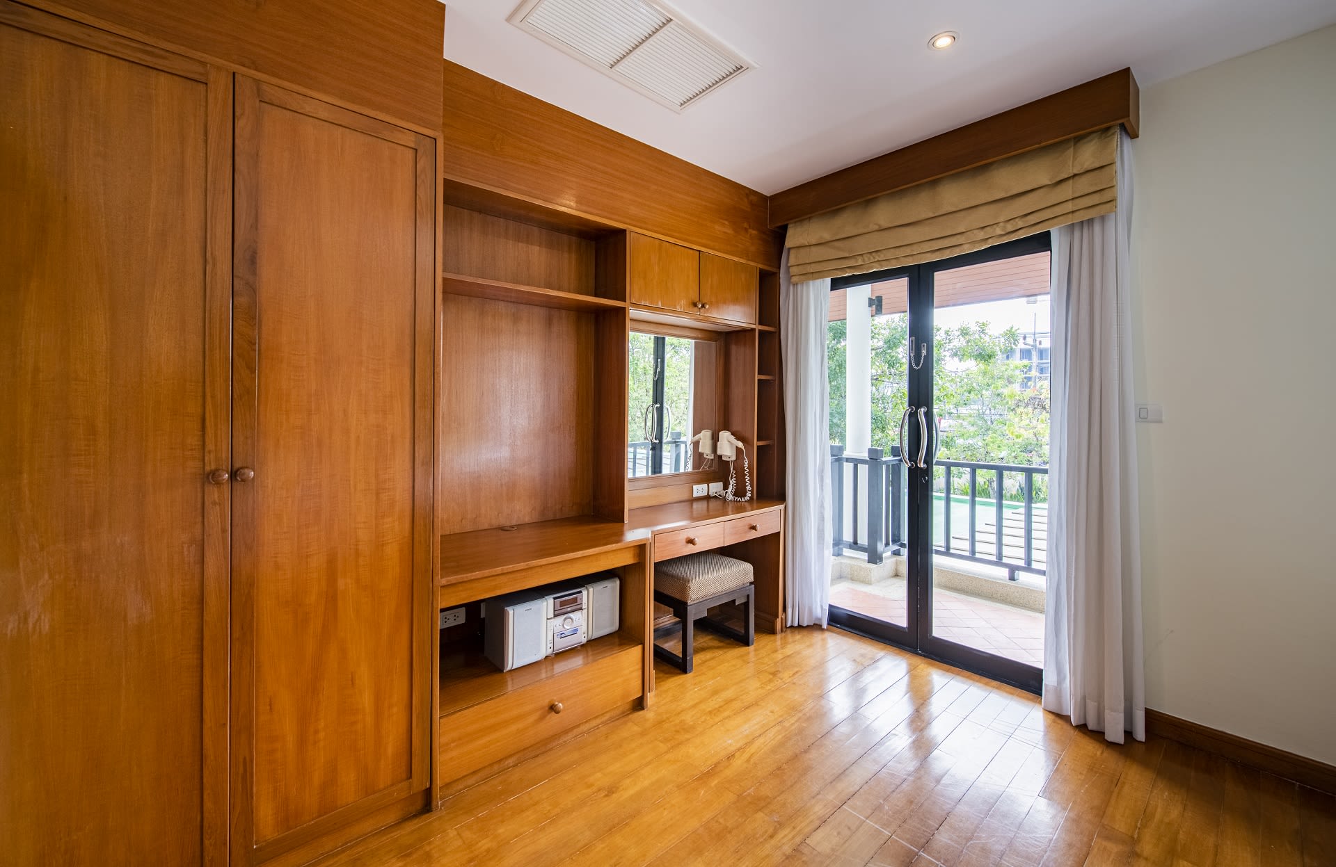Comfortable villa with pool, 3 bedrooms, Bangtao