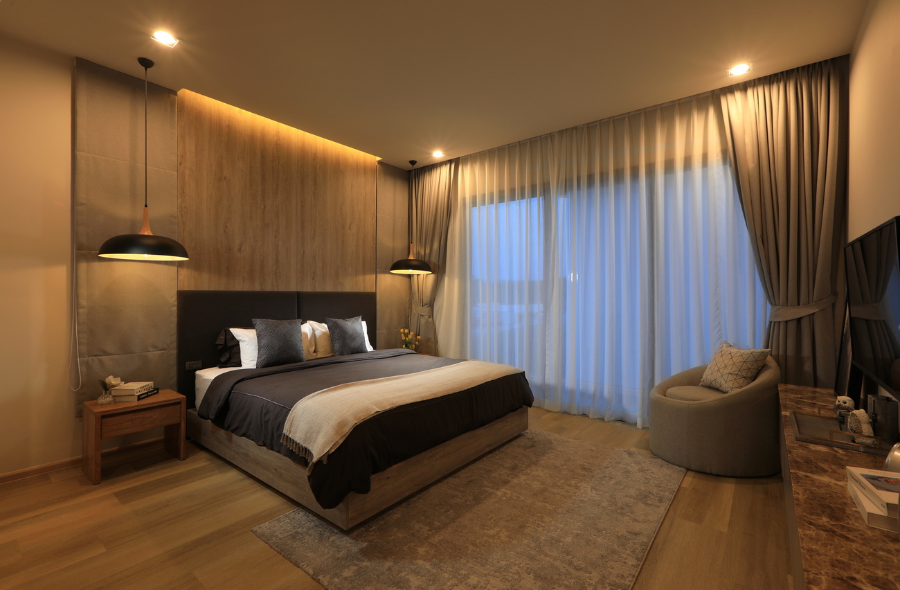 Two-storey 3-bedroom villa with a terrace and a swimming pool, Bangtao