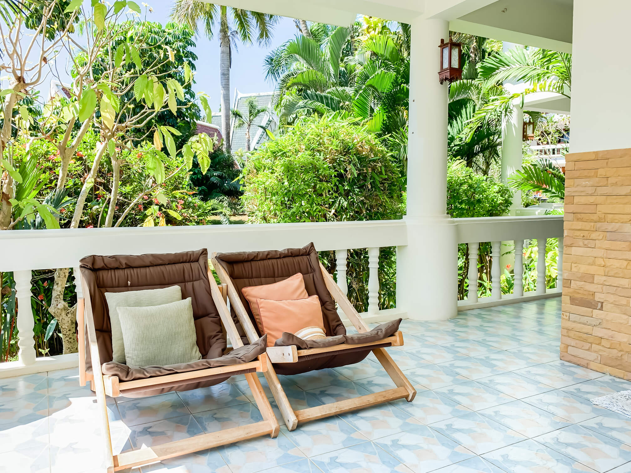 4 Bedroom Private Villa with Communal Pool, Nai Harn