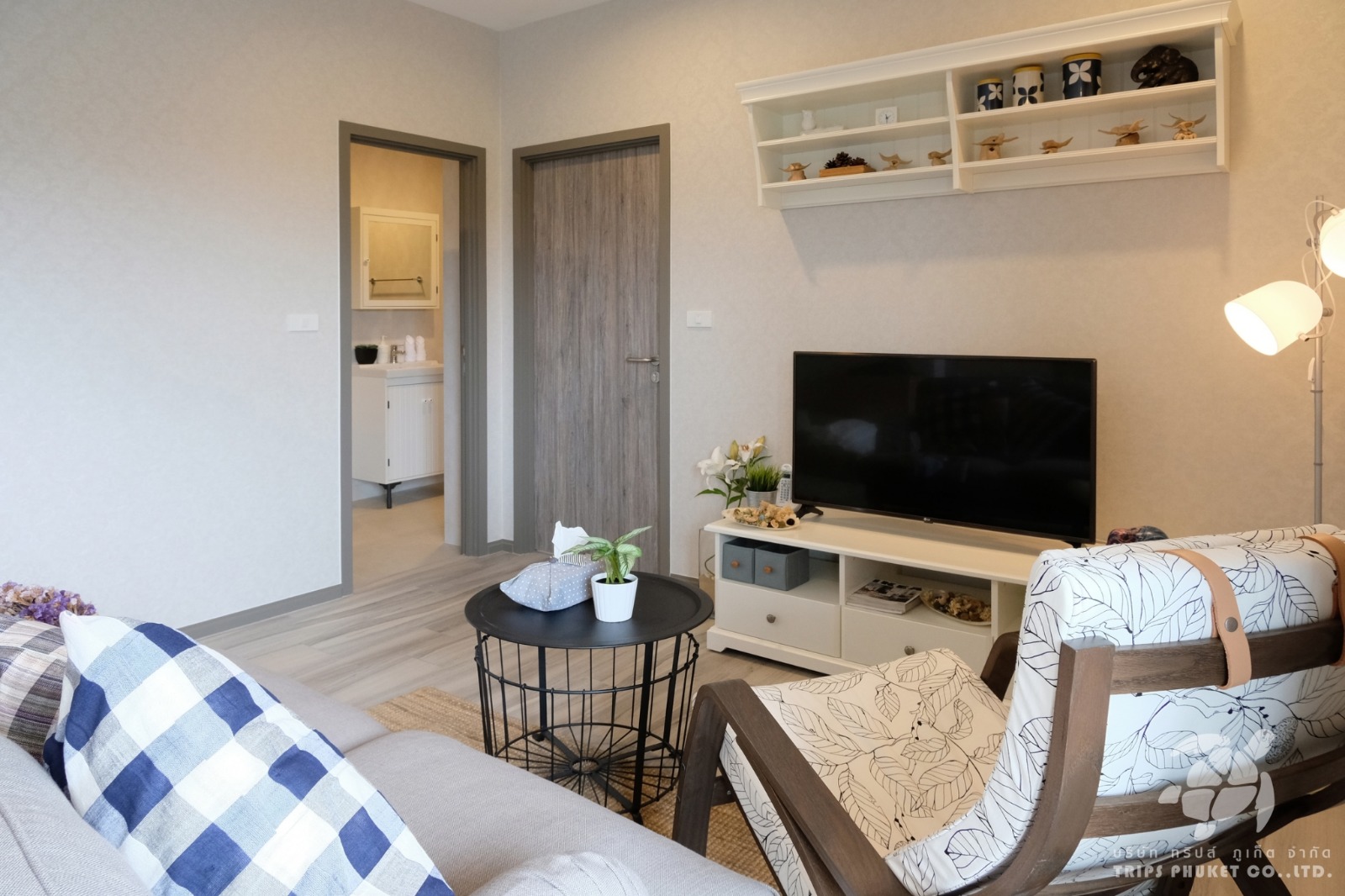 Bright apartment with modern interior design in Nai Yang Beach, 2 bedrooms