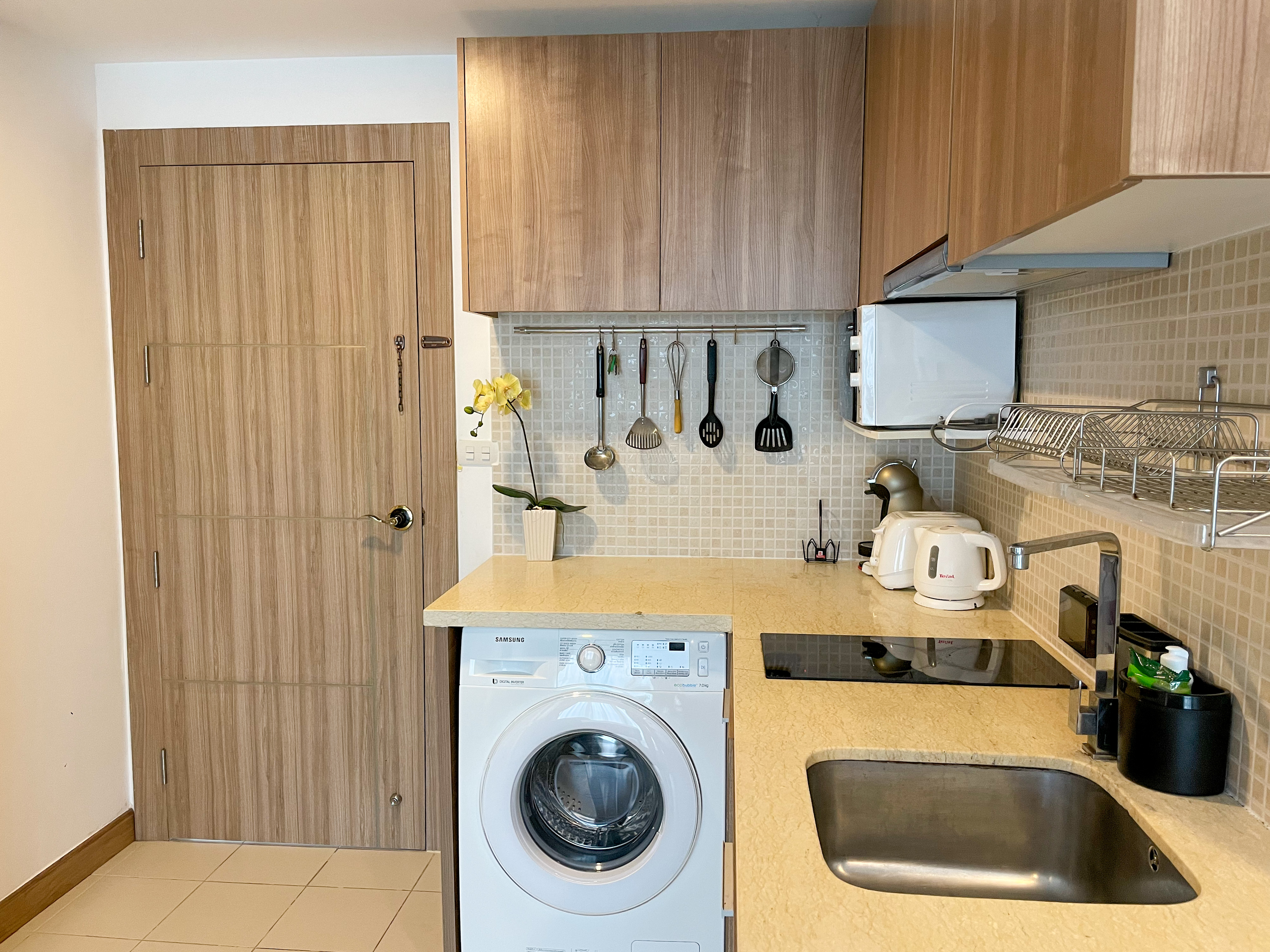 2 bedroom apartment near the beach, Nai Harn