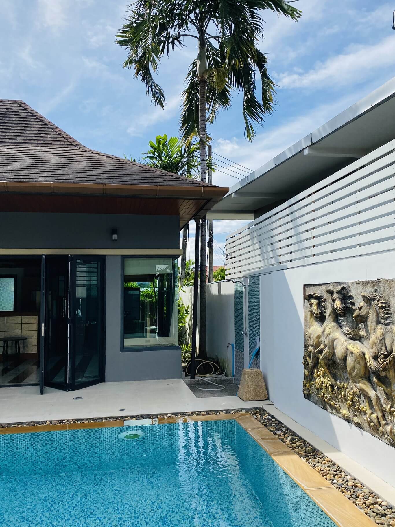 Stylish villa with pool, 2 bedrooms, Chalong area