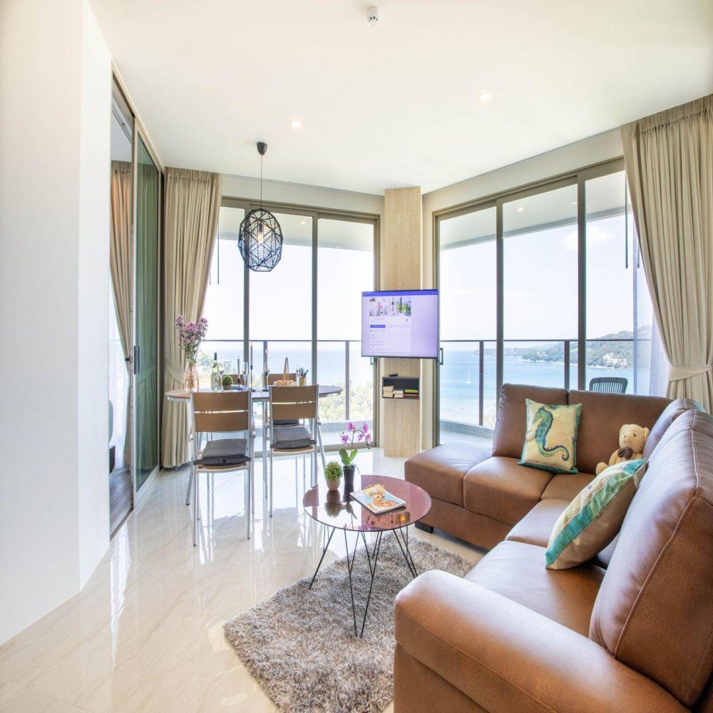 Просторный двухэтажный penthouse с частным балконом и бассейном, Камала