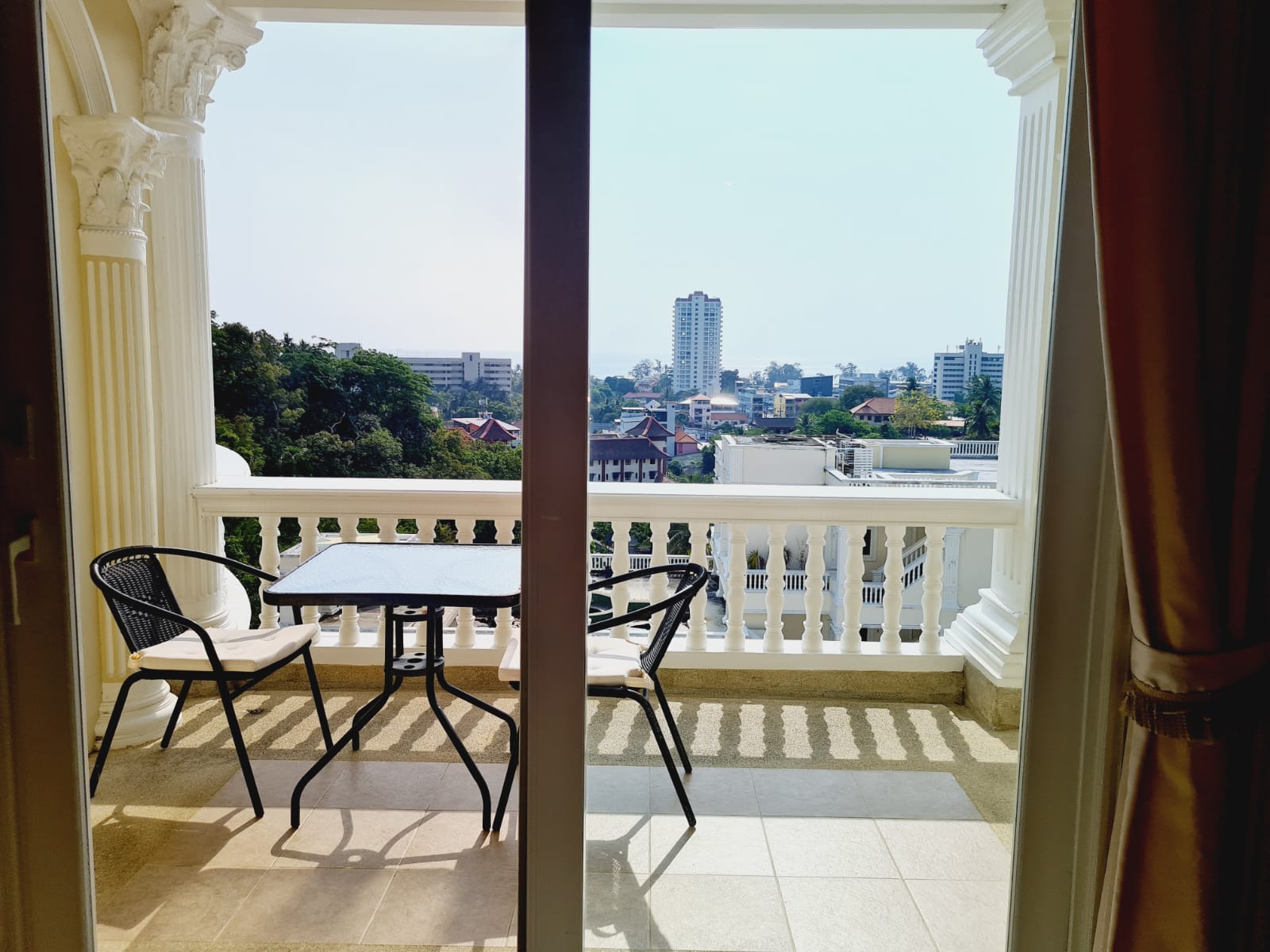 1 bedroom apartment with balcony and garden, Karon