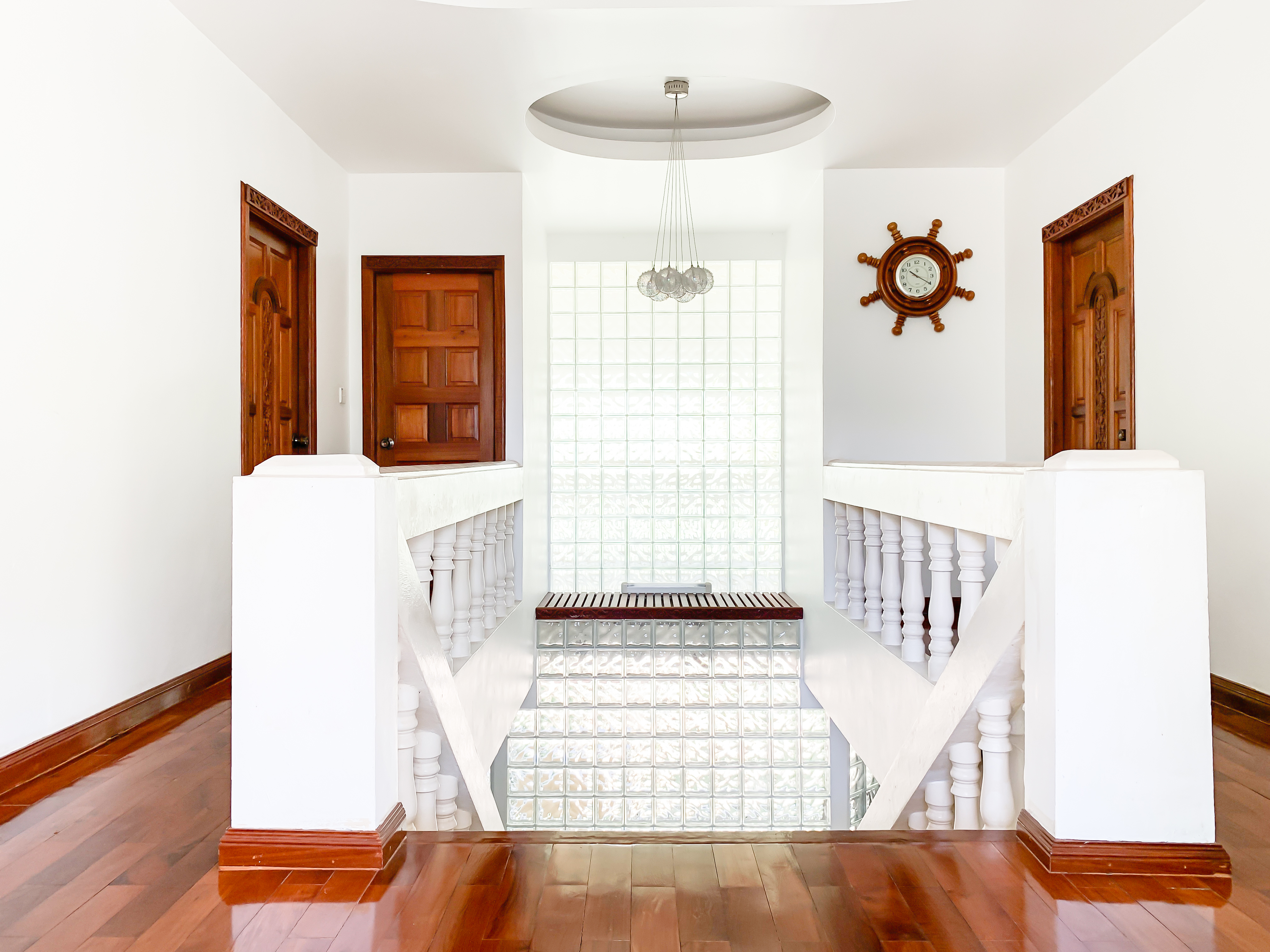Private 4-bedroom villa with shared pool, Nai Harn
