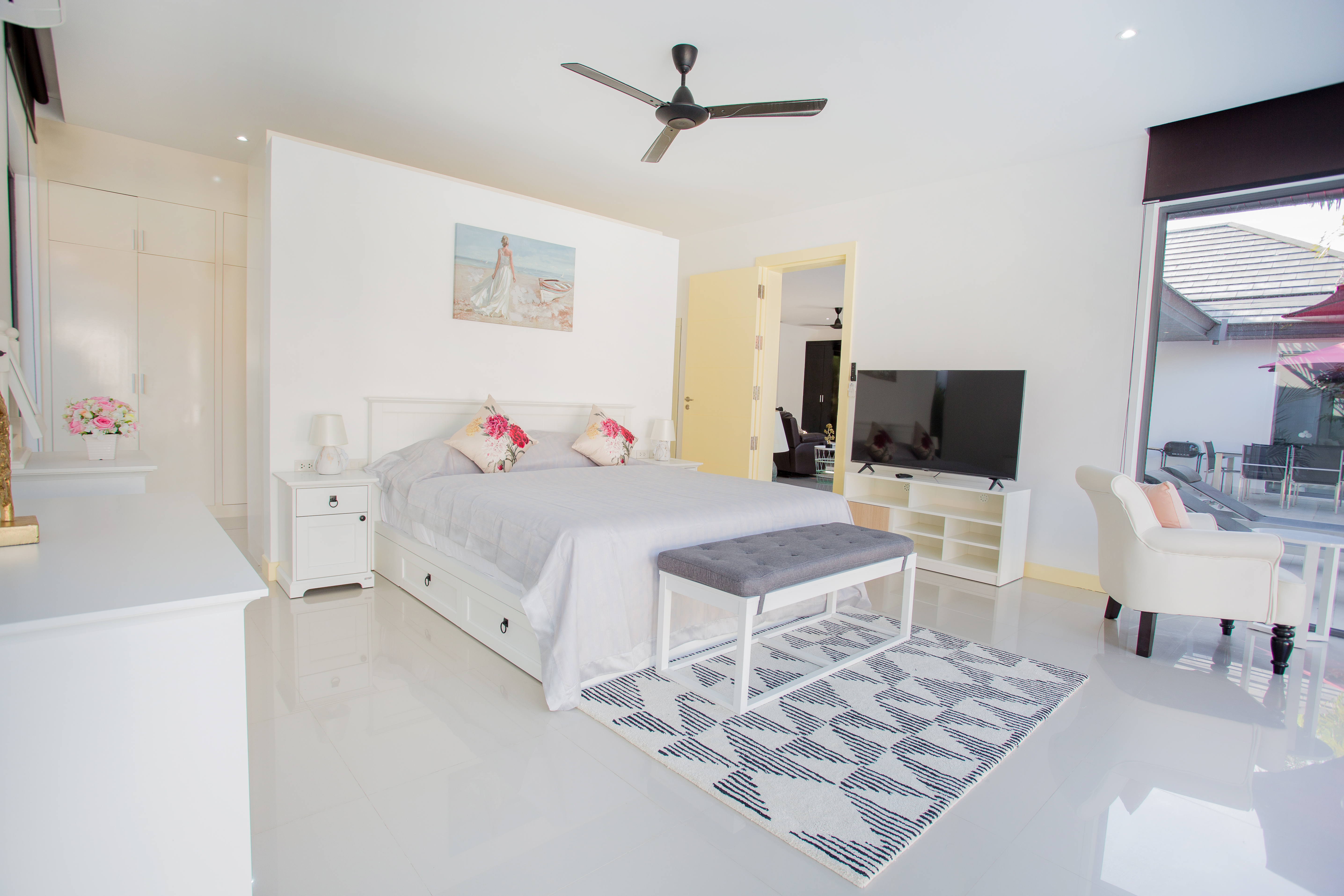 Spacious 4 bedroom contemporary style villa, Rawai
