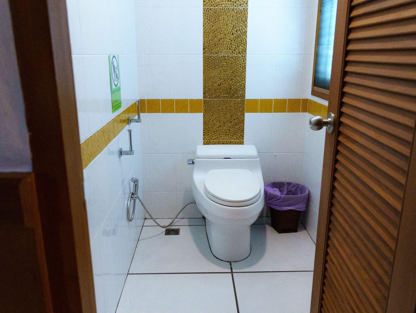 Ideal villa on rocky cliffs in Kamala area, 4 bedrooms