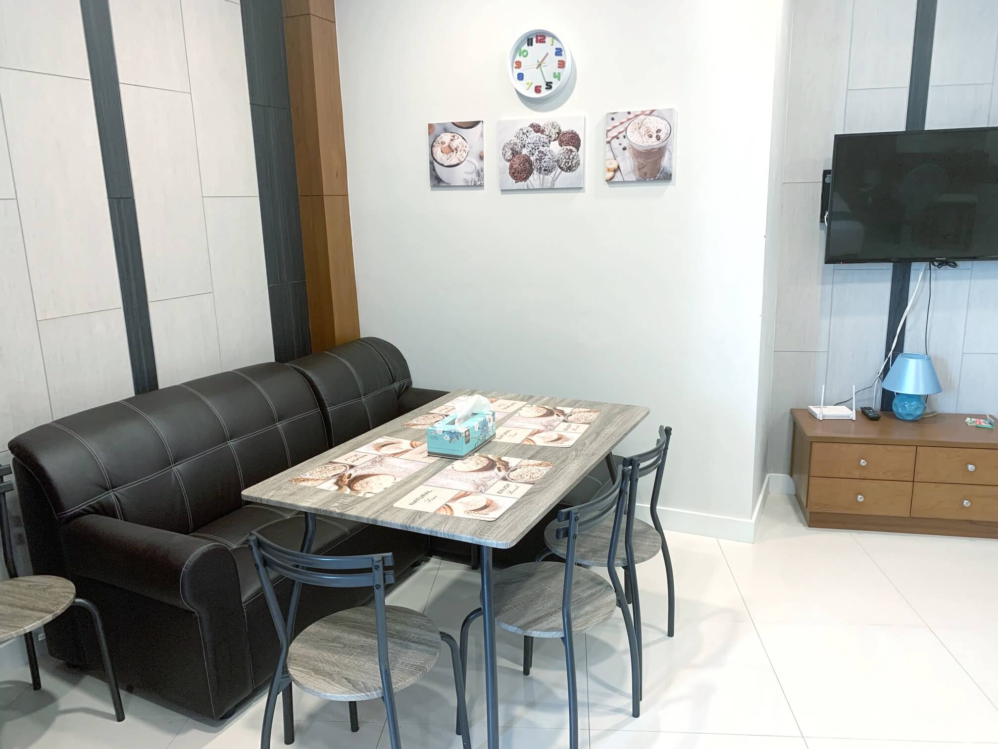 One-Bedroom Scenic View Apartment, Kata