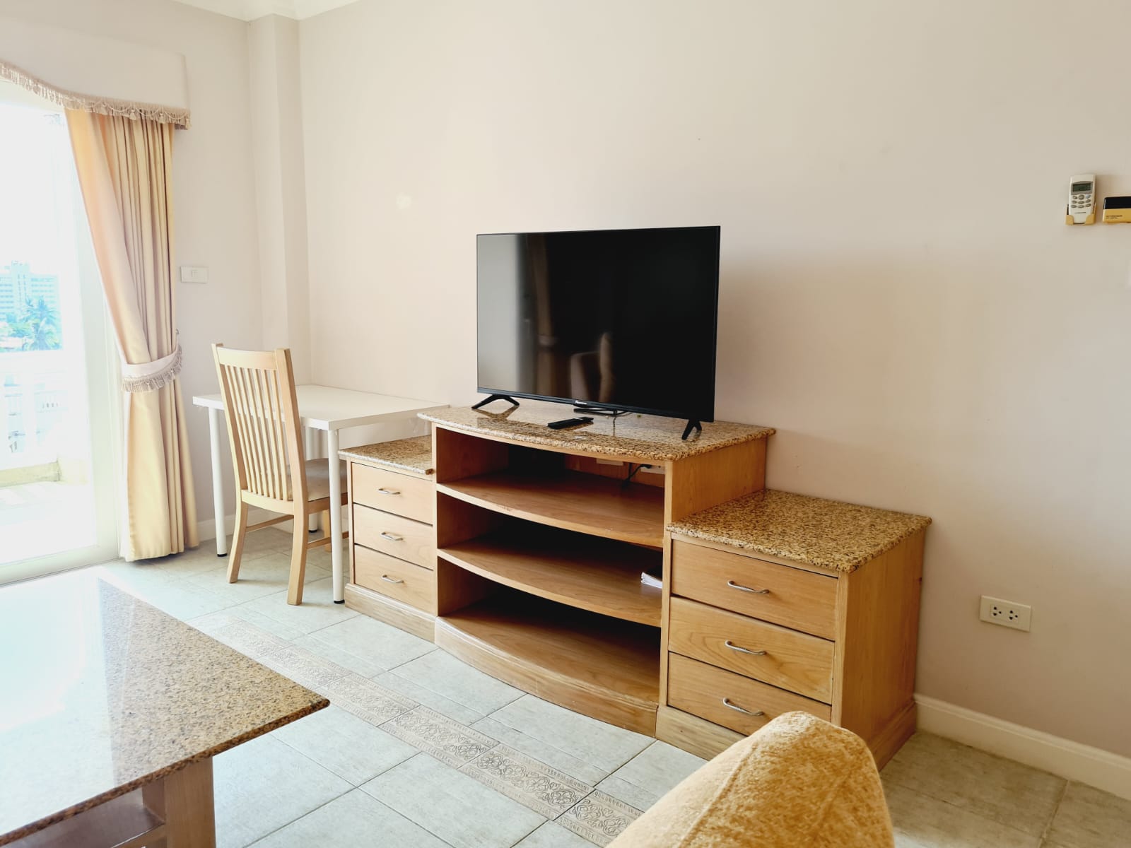 1 bedroom apartment with balcony and garden, Karon