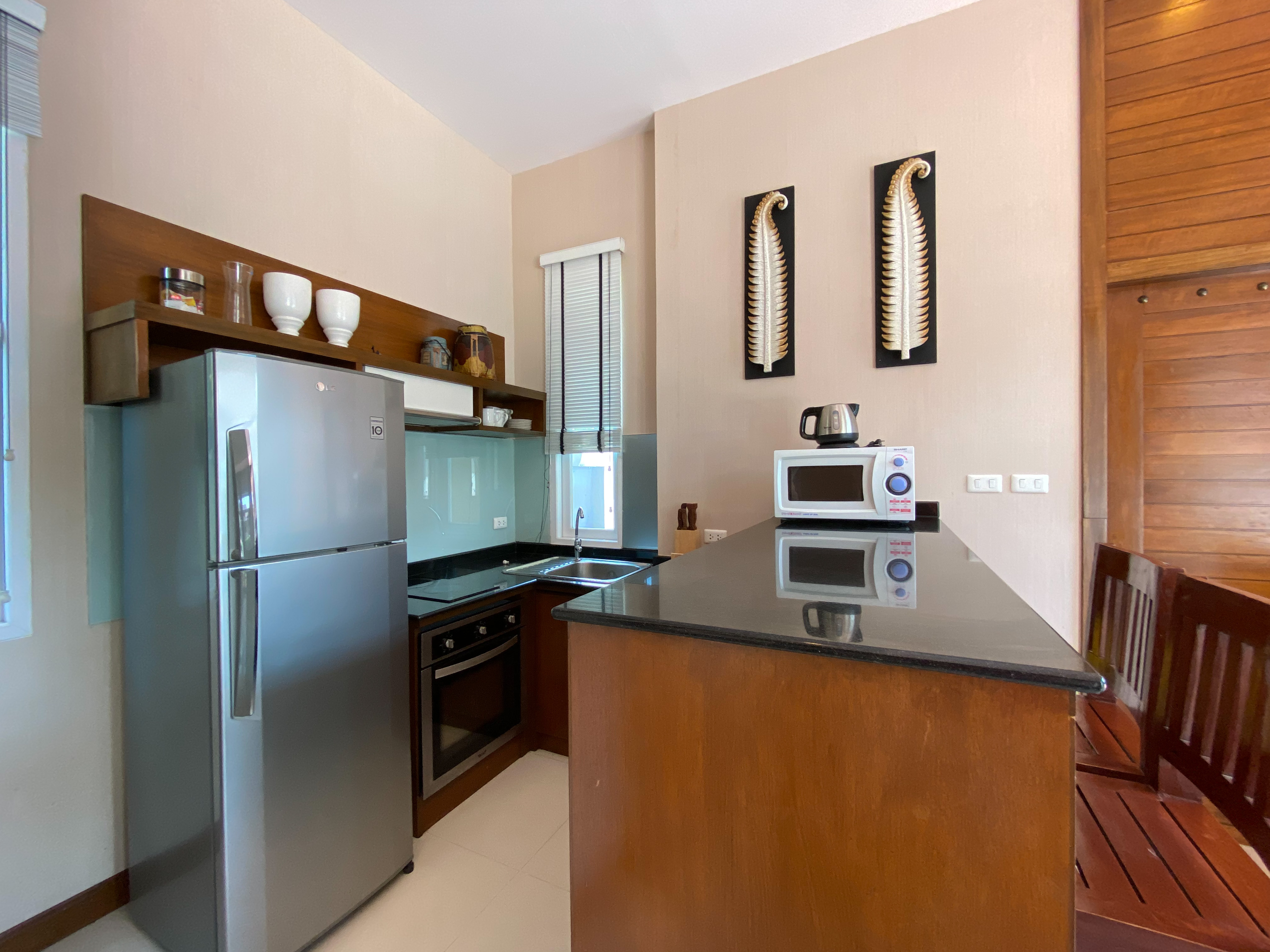 Private one-storey villa with a pool and a garden in a quiet area, 3 bedrooms, Rawai