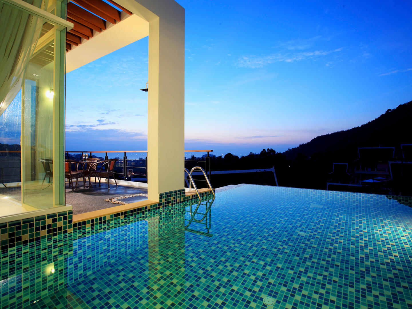 Cozy villa with pool and convenient location, Kata Karon
