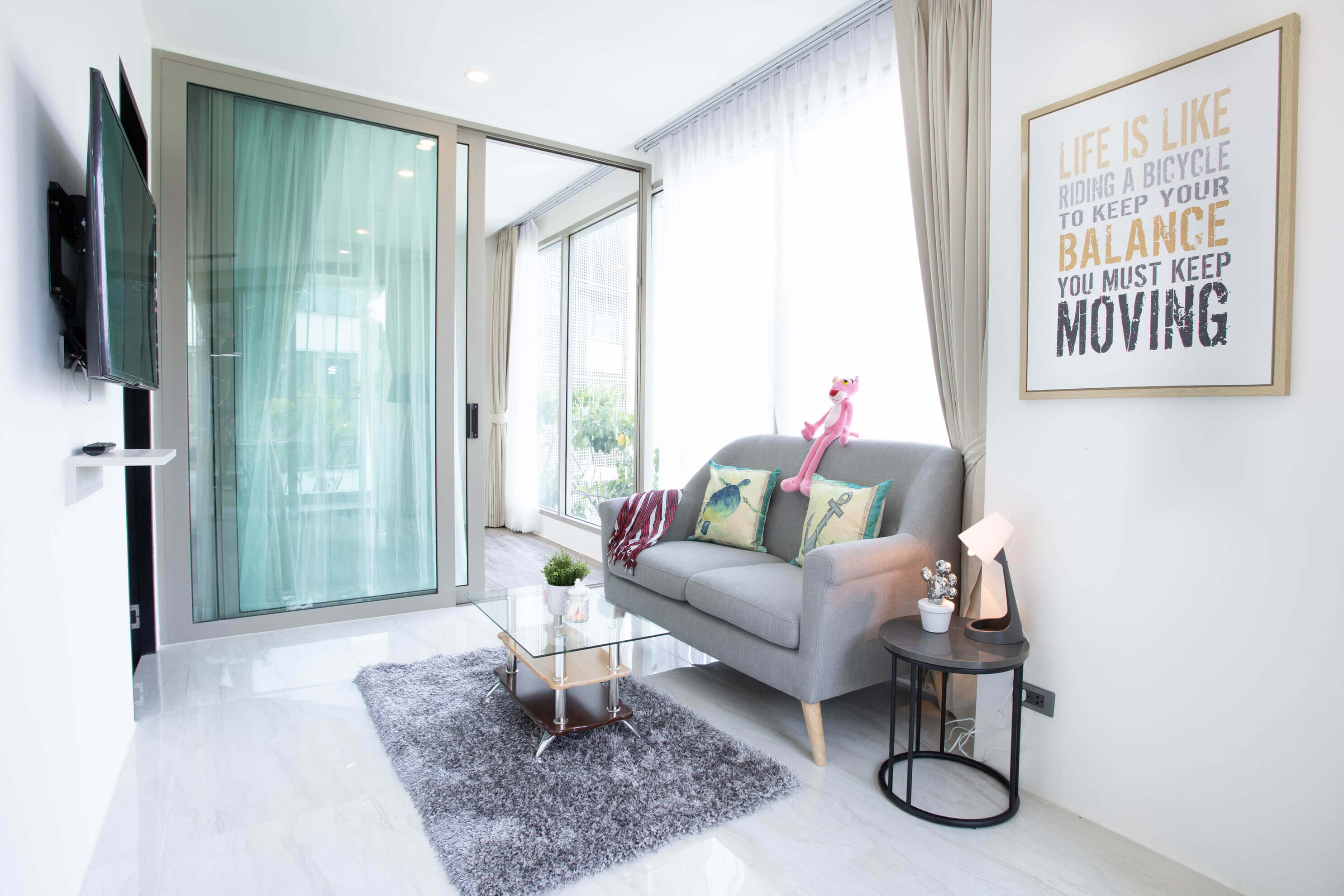 Cozy apartment with a private balcony and an incredible view from the window, 1 bedroom, Kamala