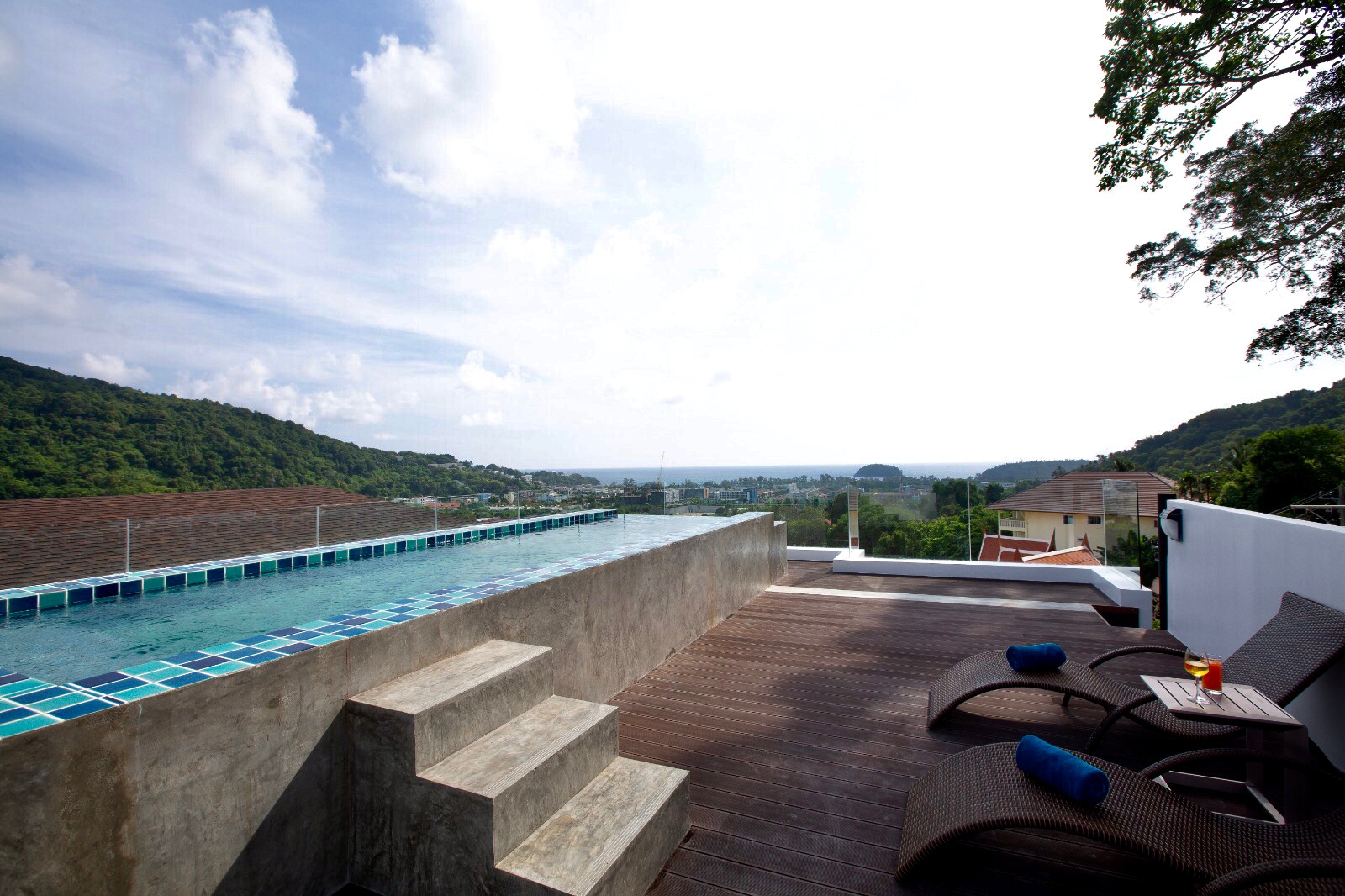 Apartment with a pool and a beautiful view of the island, 2 bedrooms, Kata Karon