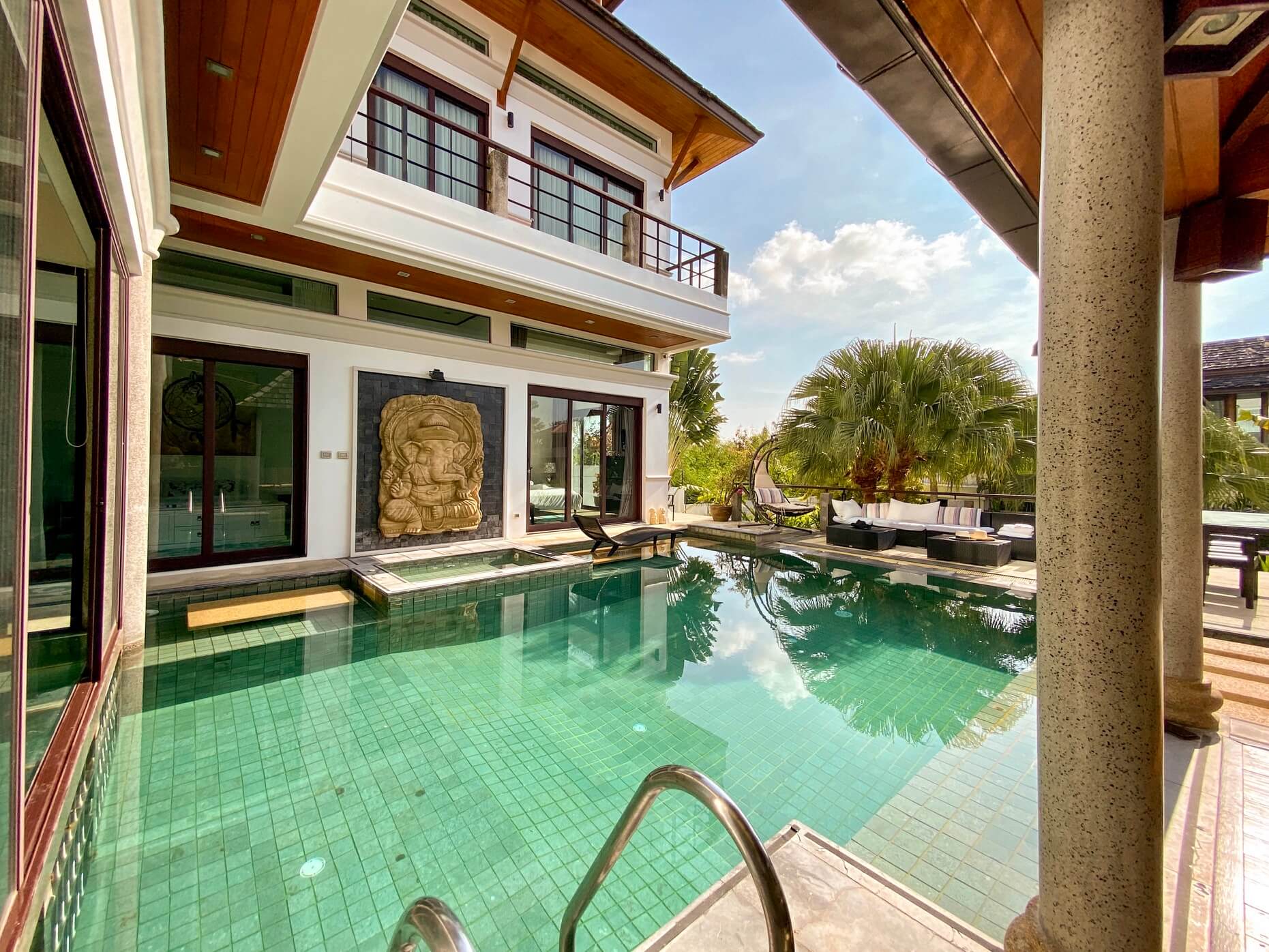 Stylish 4 bedroom villa, Rawai