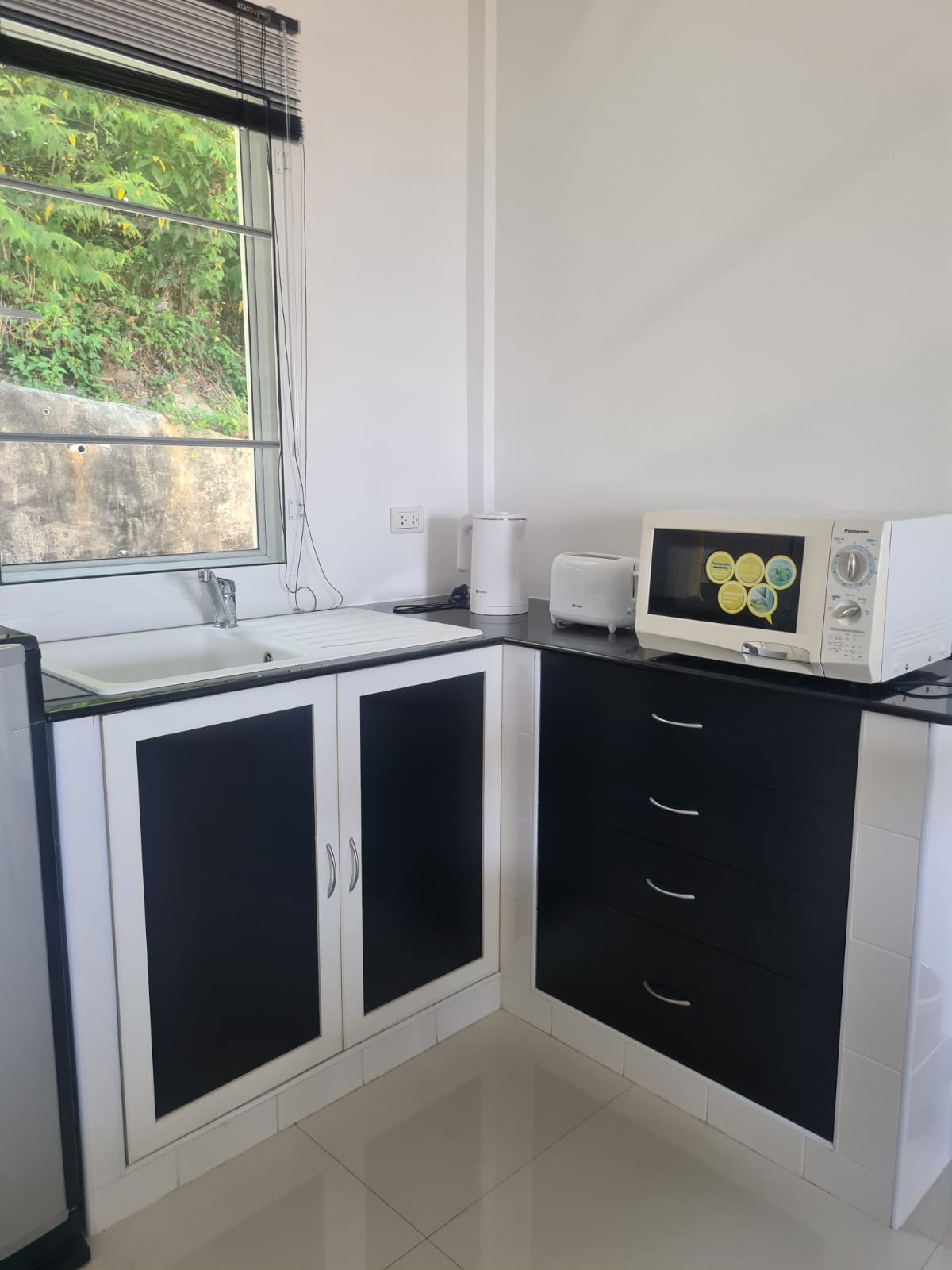 Studio apartment with sea view, Karon