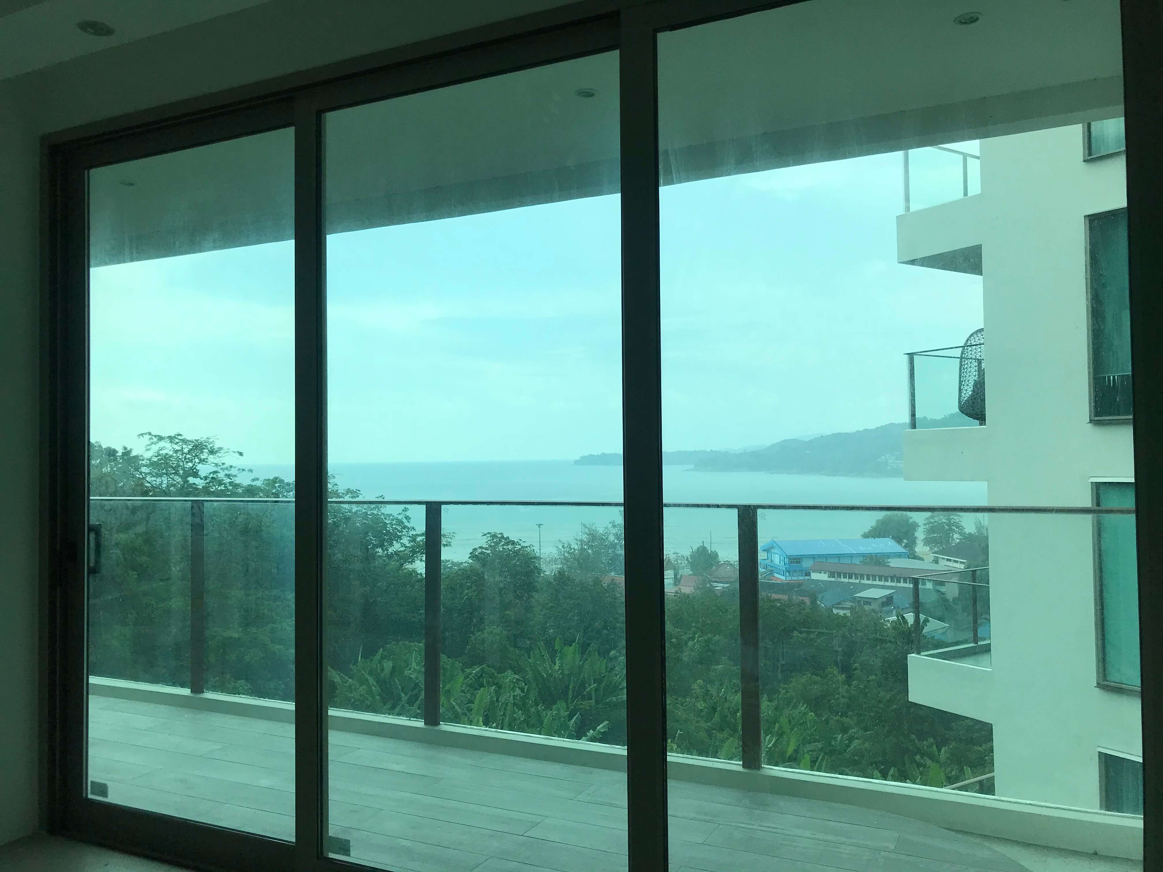 Apartment with a large private balcony and a picturesque view, 2 rooms, Kamala