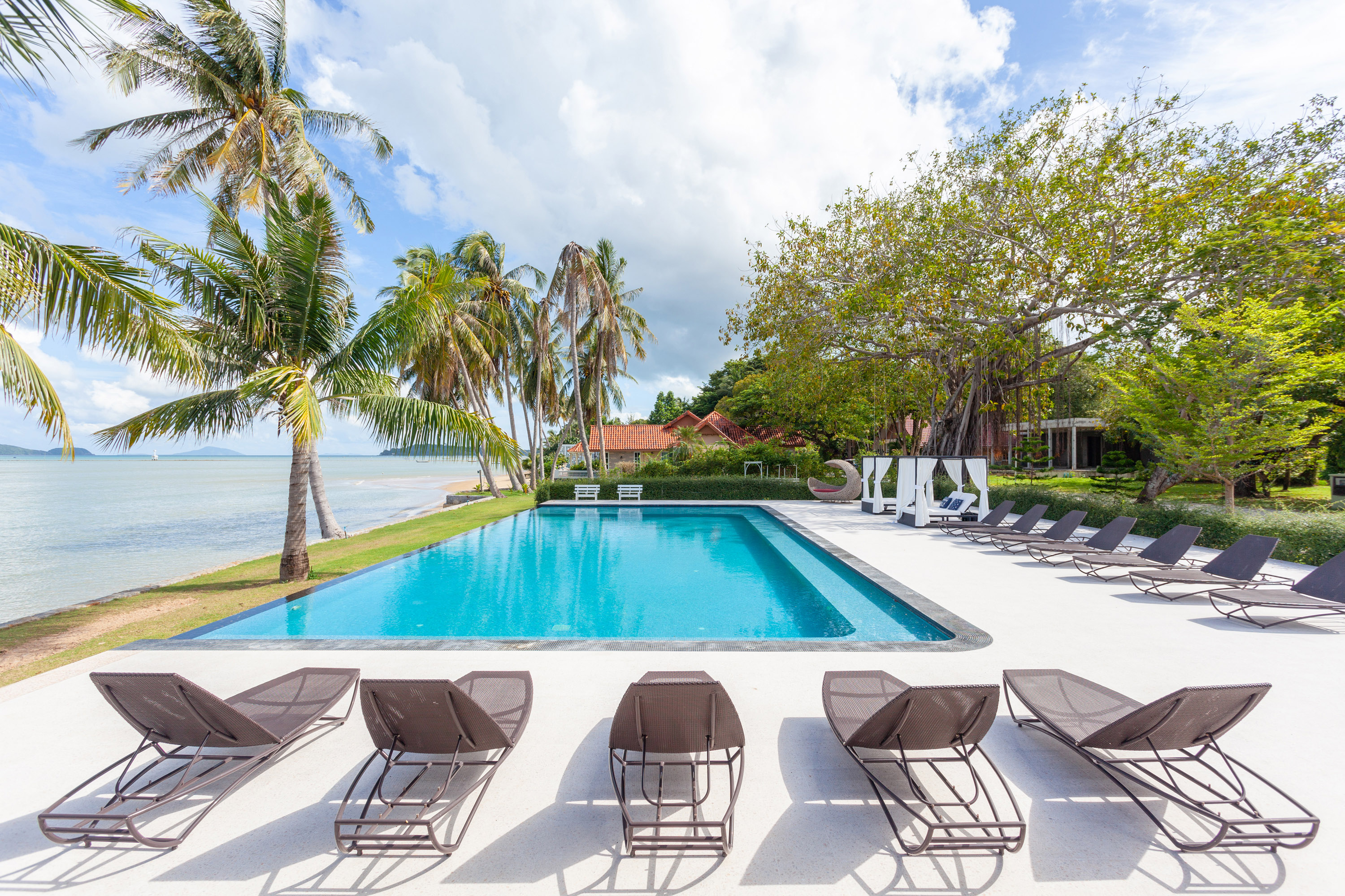 Spacious one bedroom villa in Rawai