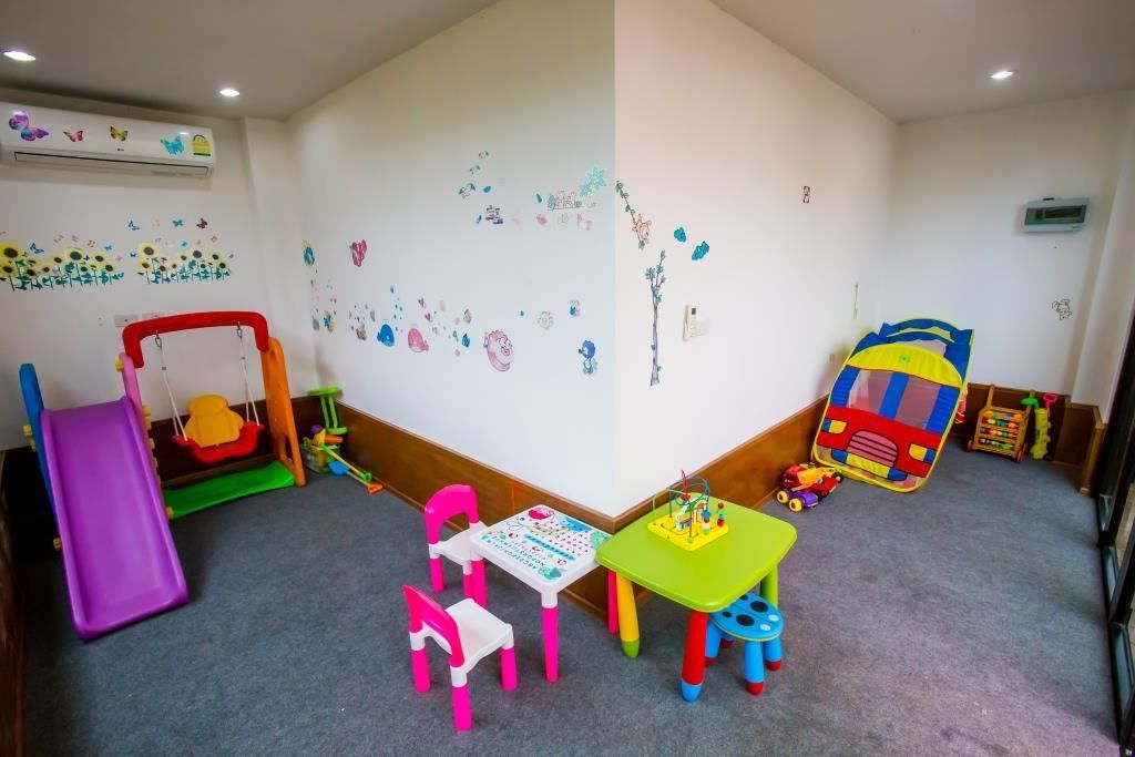 2-bedroom apartment in Nai Harn