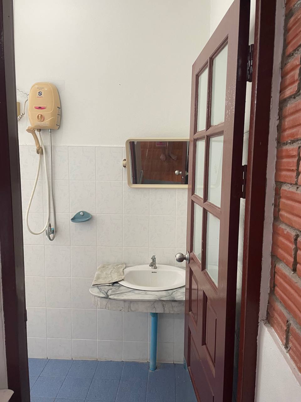 Small two-storey house with a convenient location, 1 bedroom, Kata Karon