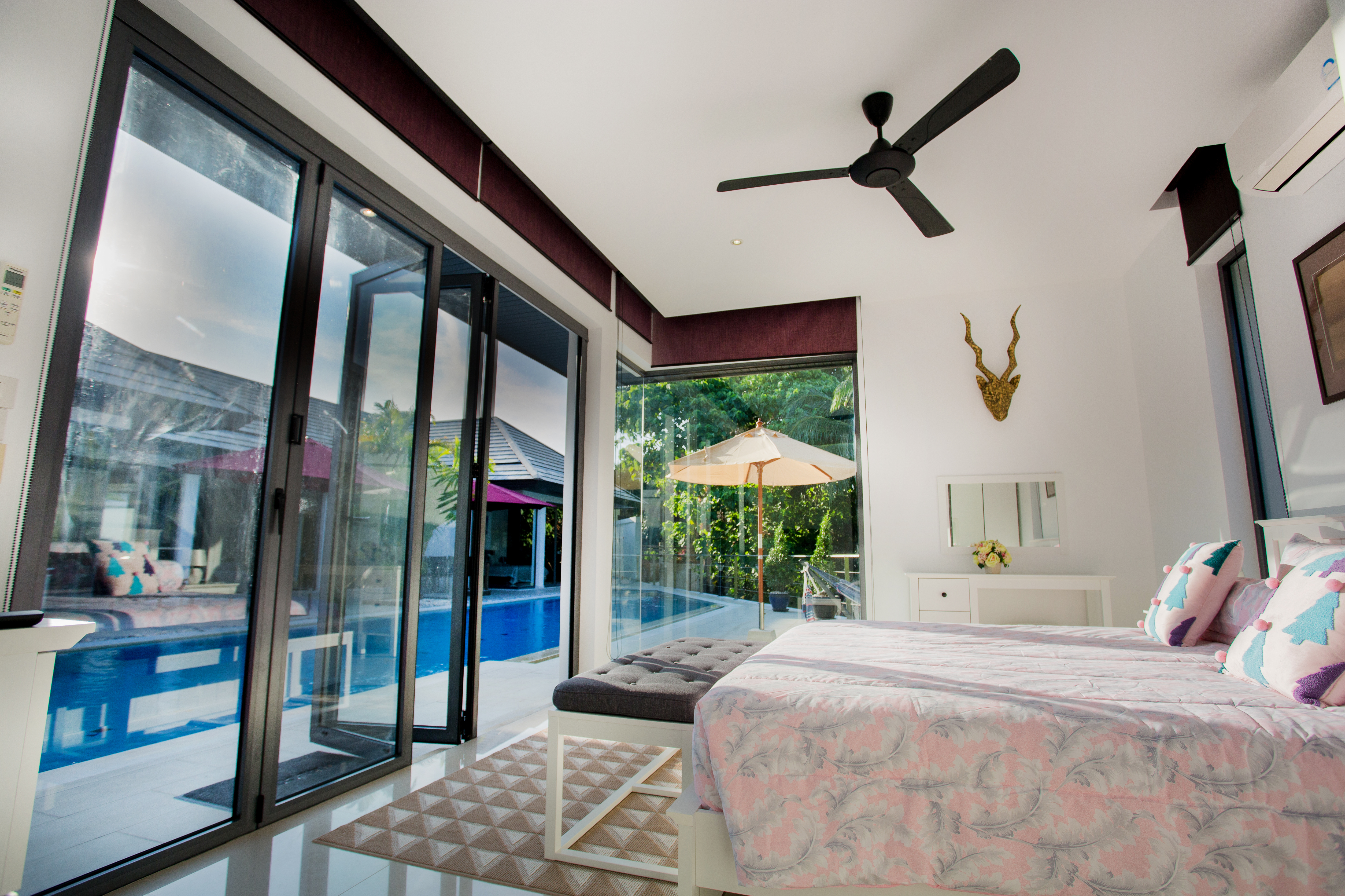 Spacious 4 bedroom contemporary style villa, Rawai