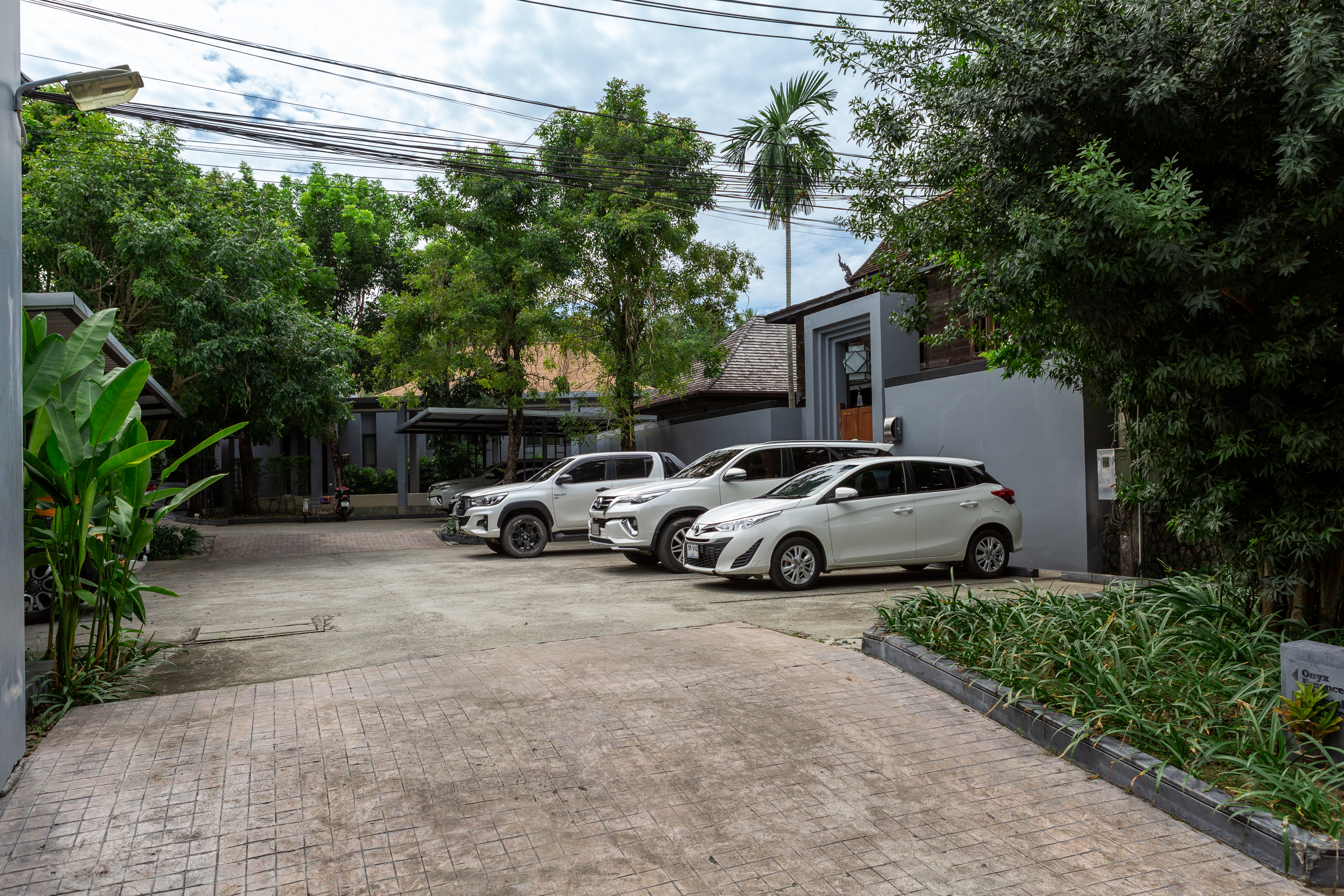 Villa with a pool in Nai Harn, 2 bedrooms