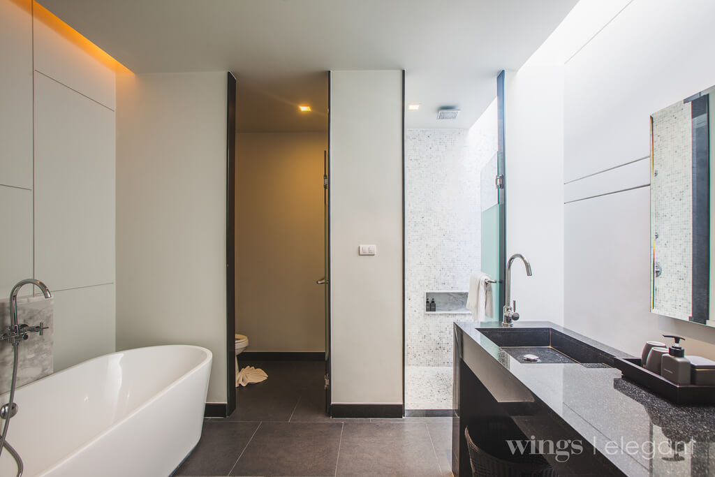 Elegant European-style 2-bedroom villa, Bangtao