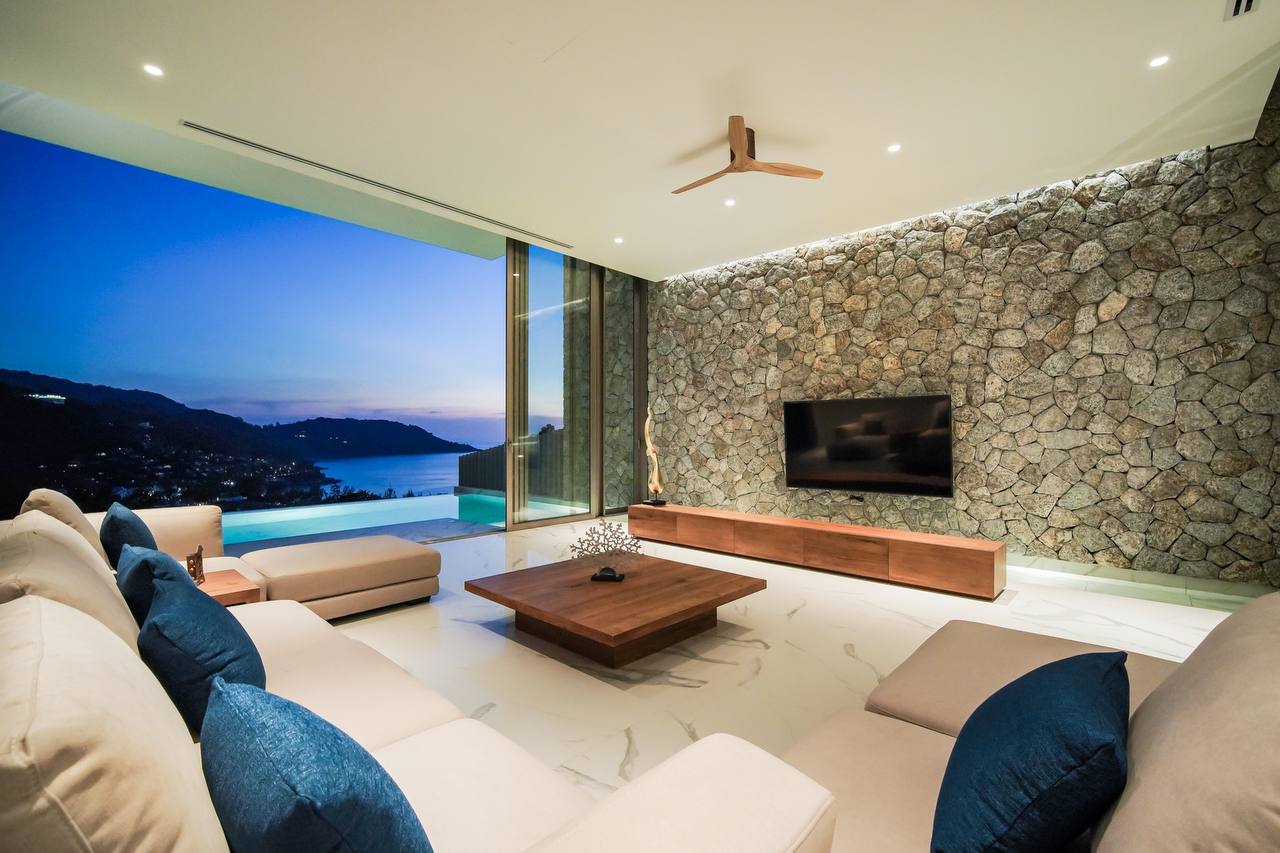 Villa for rent, Karon area