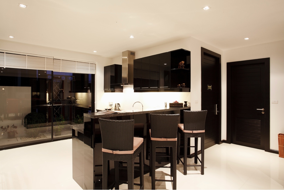 Luxurious villa in Nai Harn with jungle view, 3 bedrooms