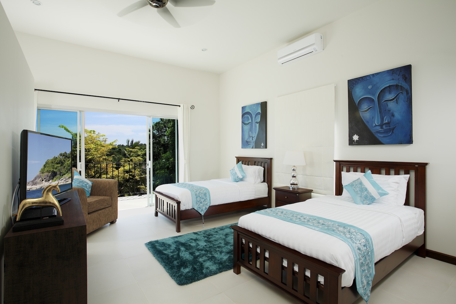 Villa with pool and private terrace, 9 bedrooms, Rawai