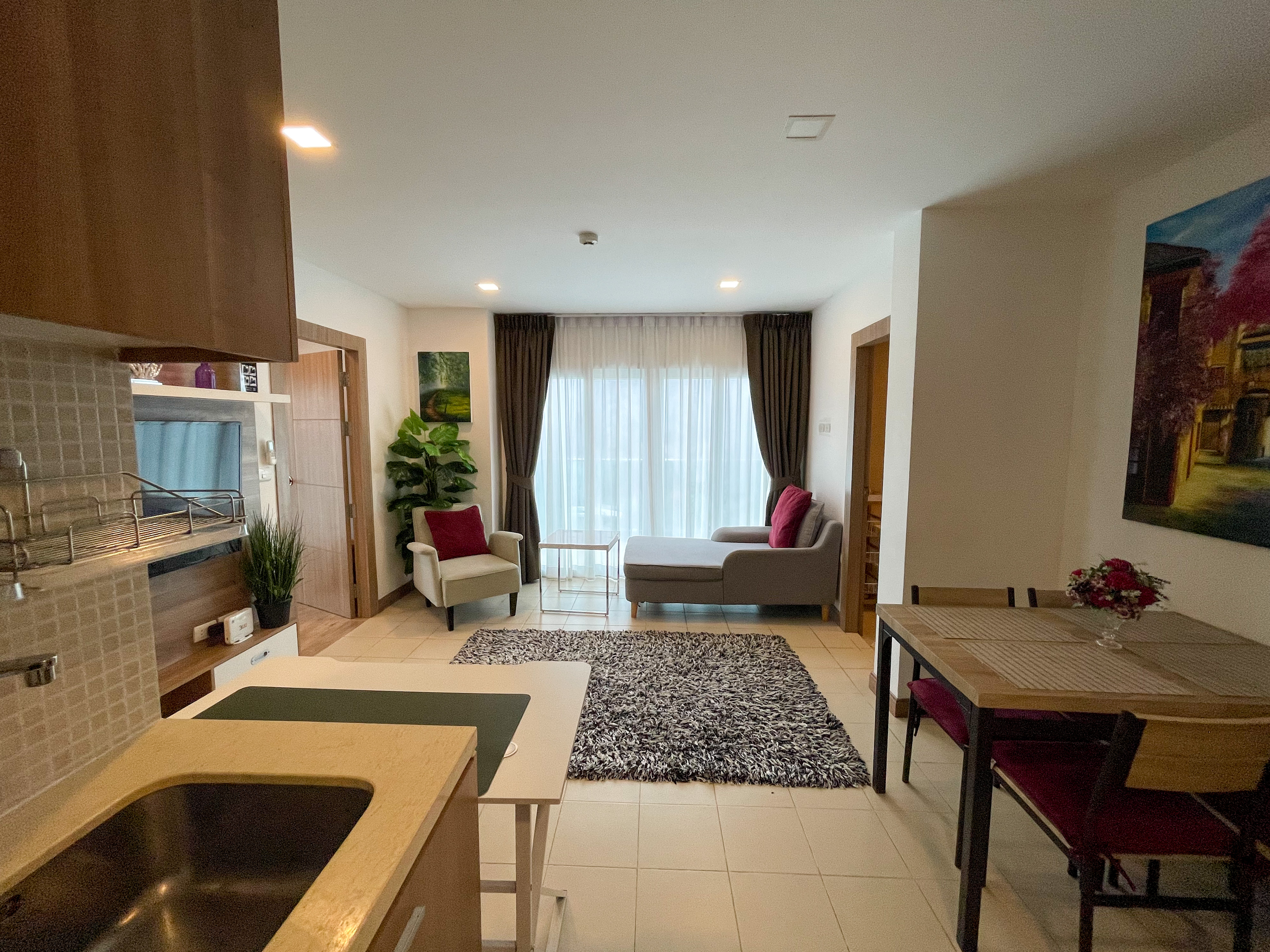 2 bedroom apartment near the beach, Nai Harn