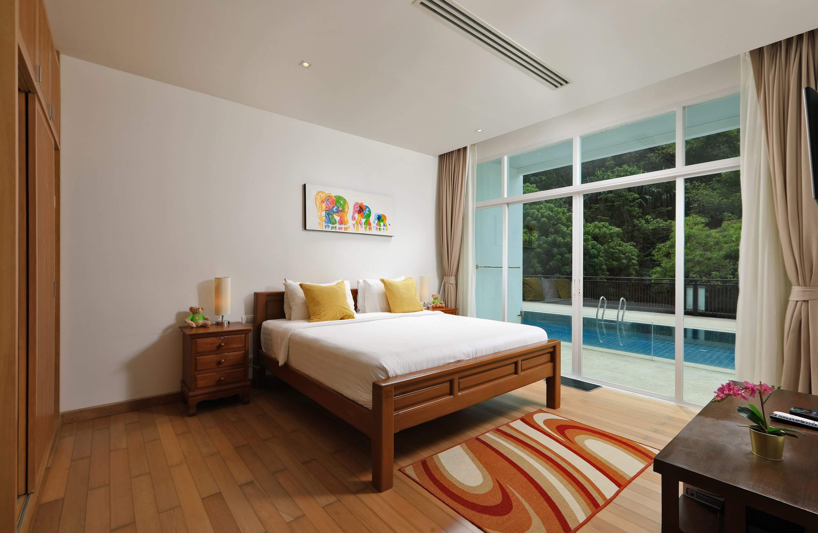 Modern 1 bedroom apartment 70 sq.m., Kamala area