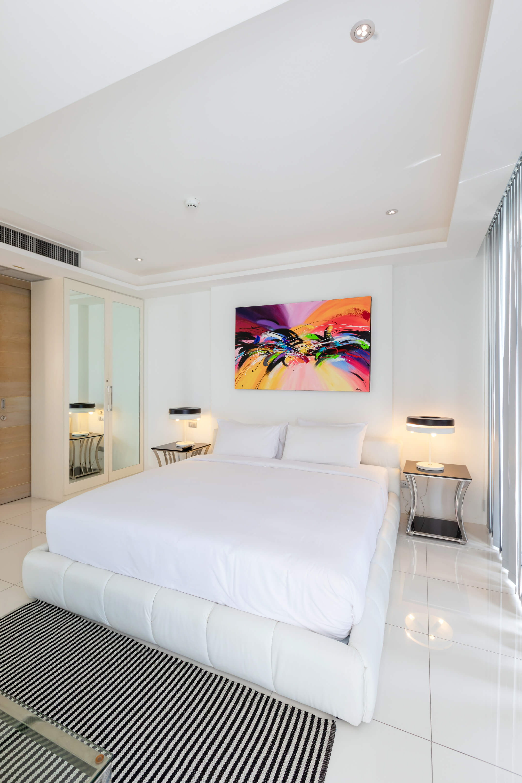 Bright apartment with modern interior design, Kata Karon