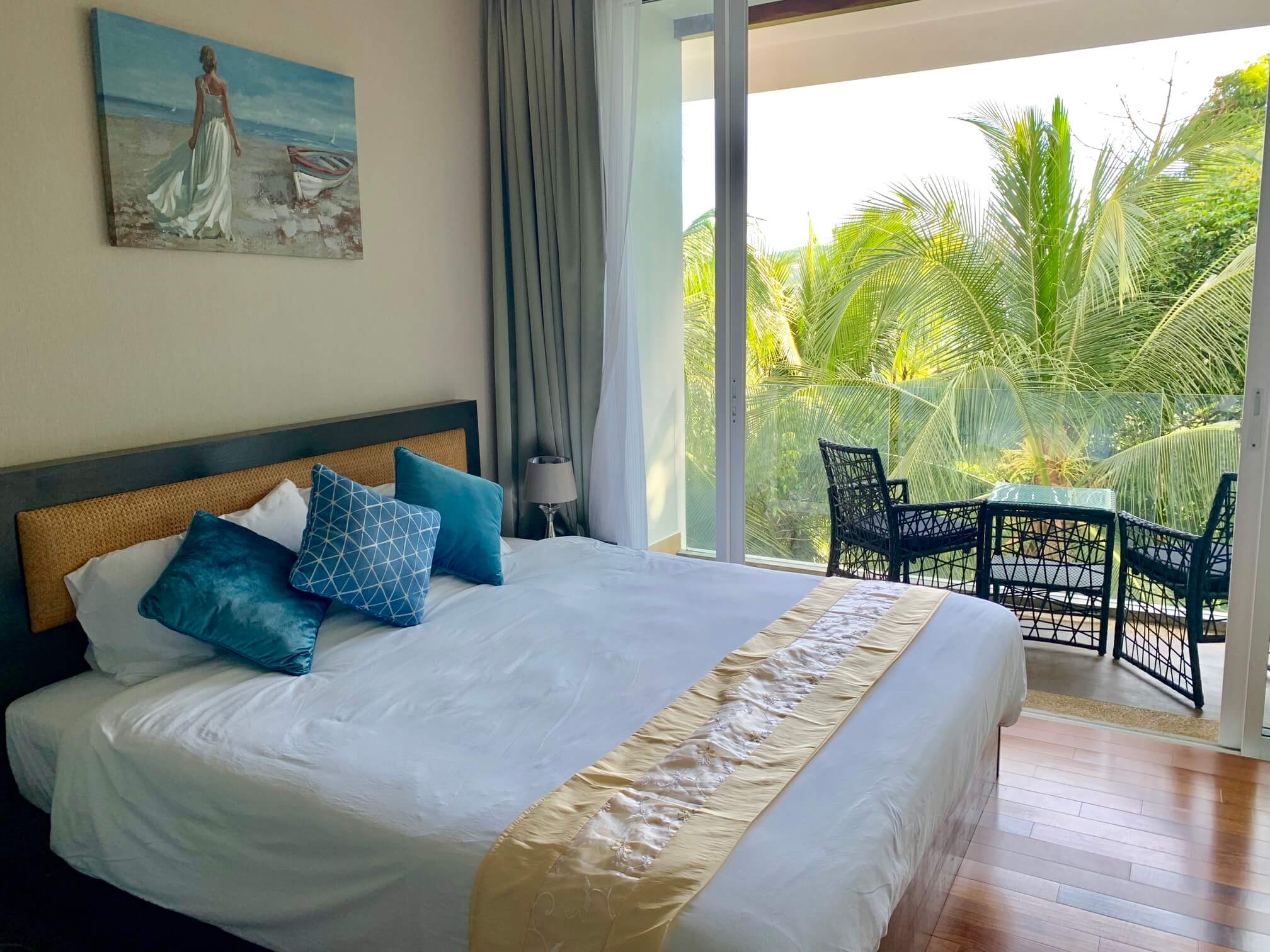Modern Stylish One-Bedroom Apartment, Kata