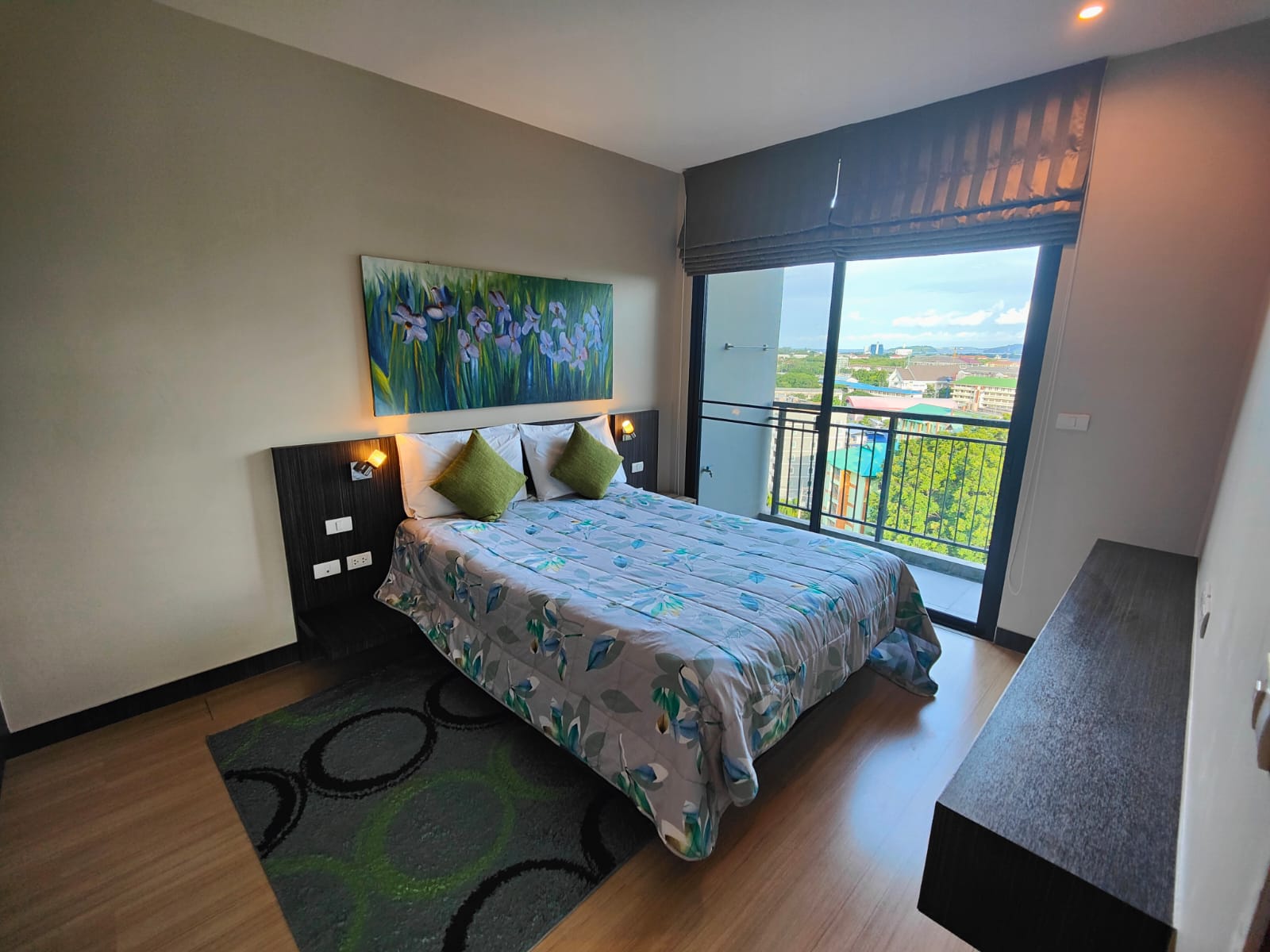 Apartment with a huge pool on the territory, 2 bedrooms, Phuket Town