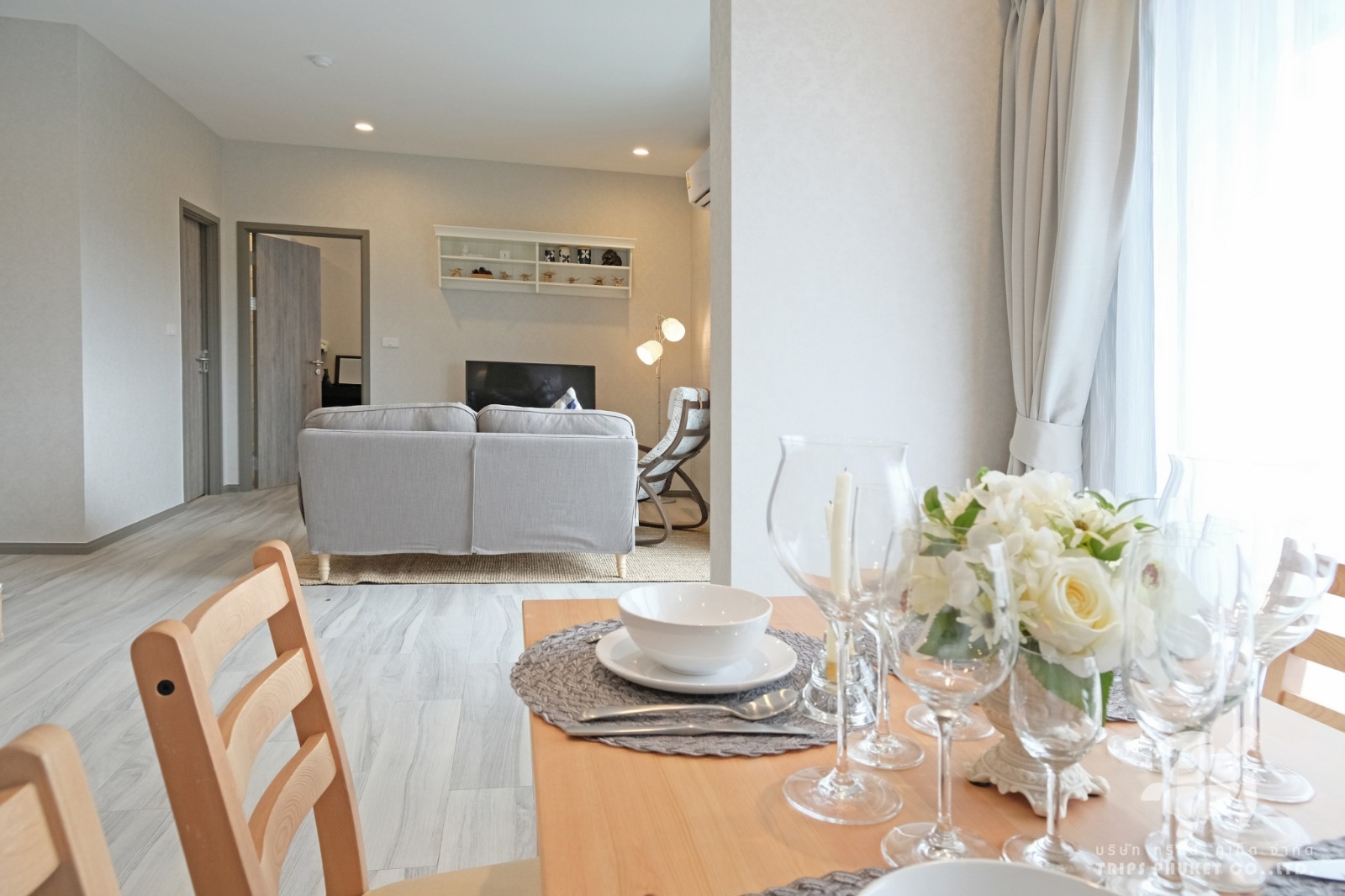 Bright apartment with modern interior design in Nai Yang Beach, 2 bedrooms