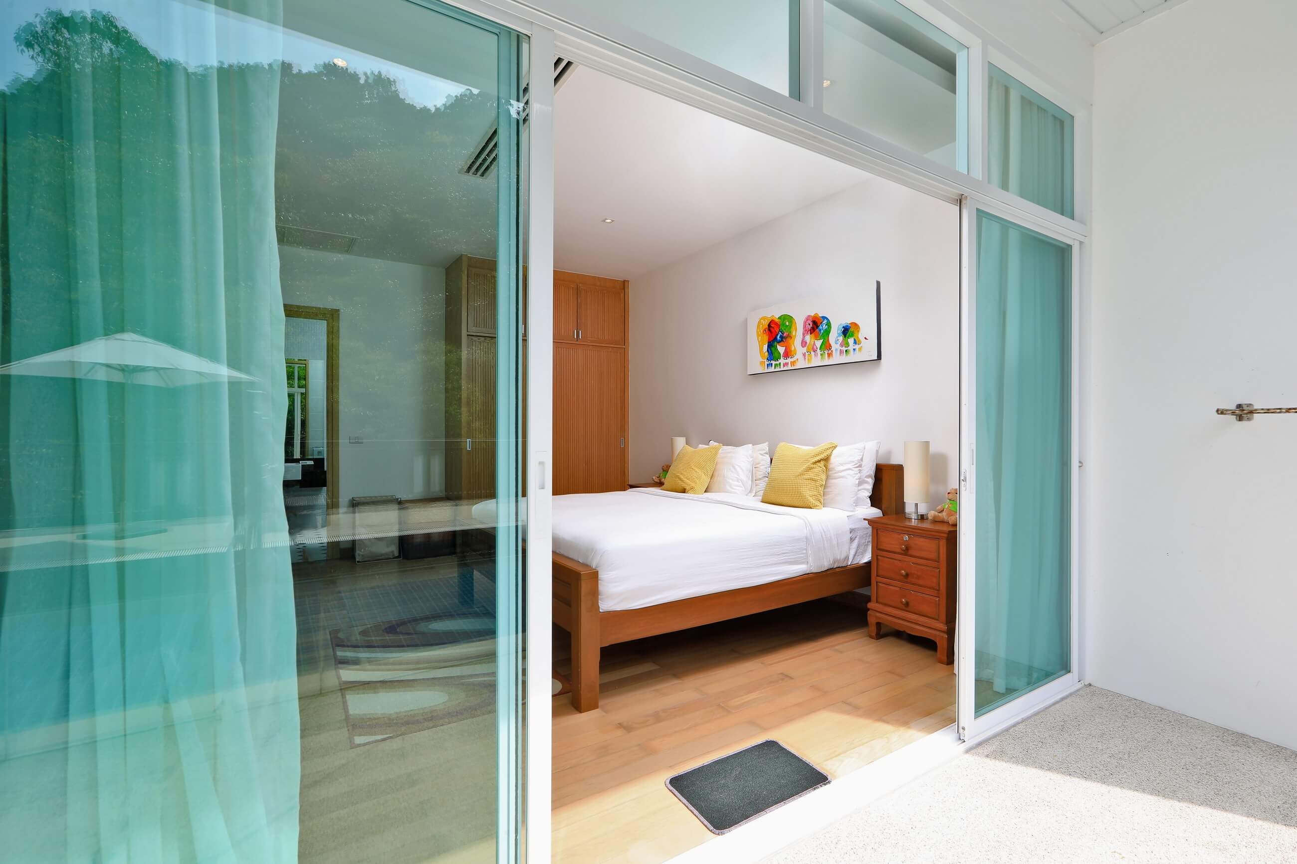 Modern 1 bedroom apartment 70 sq.m., Kamala area