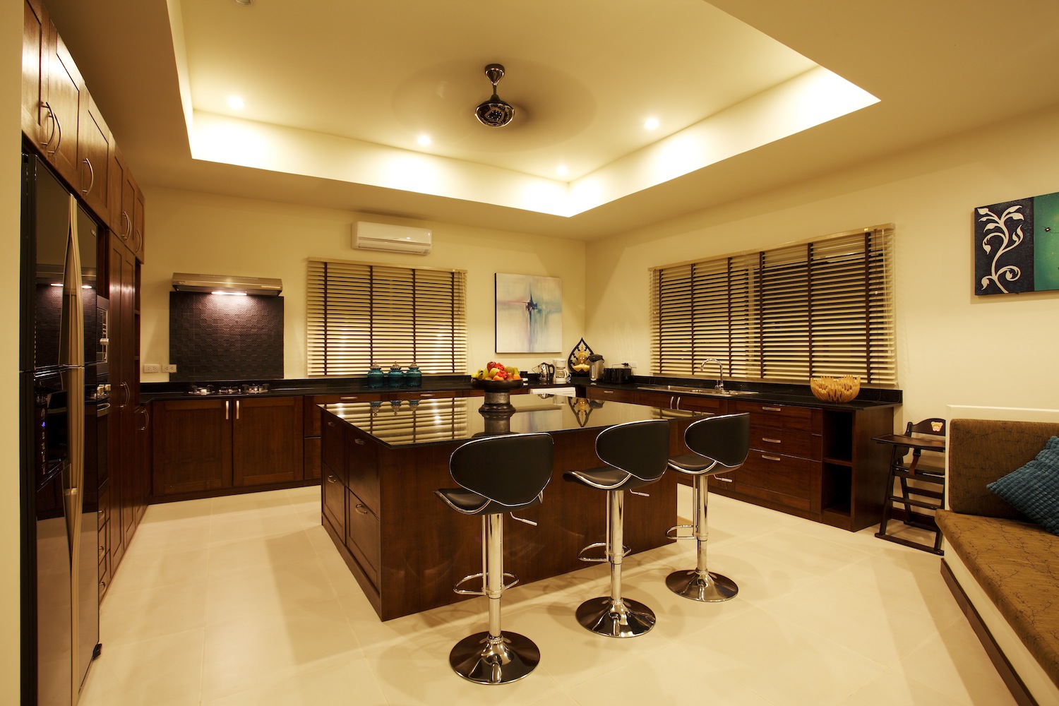Villa with pool and private terrace, 9 bedrooms, Rawai