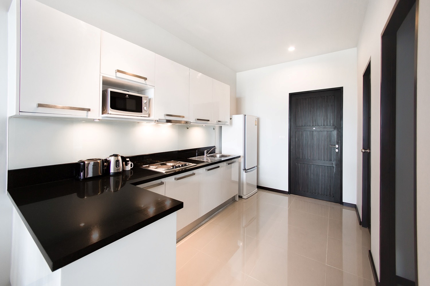 Villa with a pool in Nai Harn, 2 bedrooms