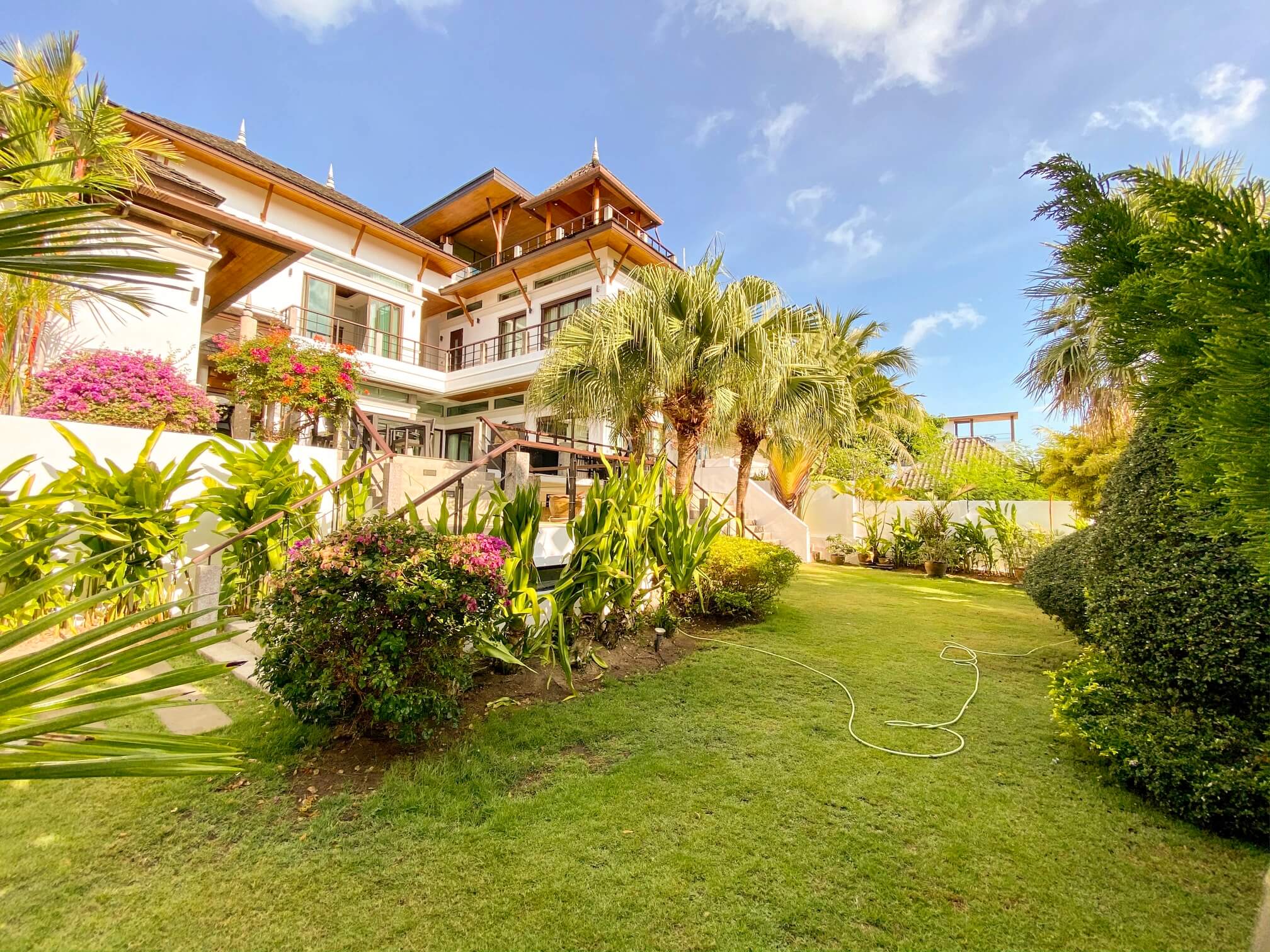 Stylish 4 bedroom villa, Rawai