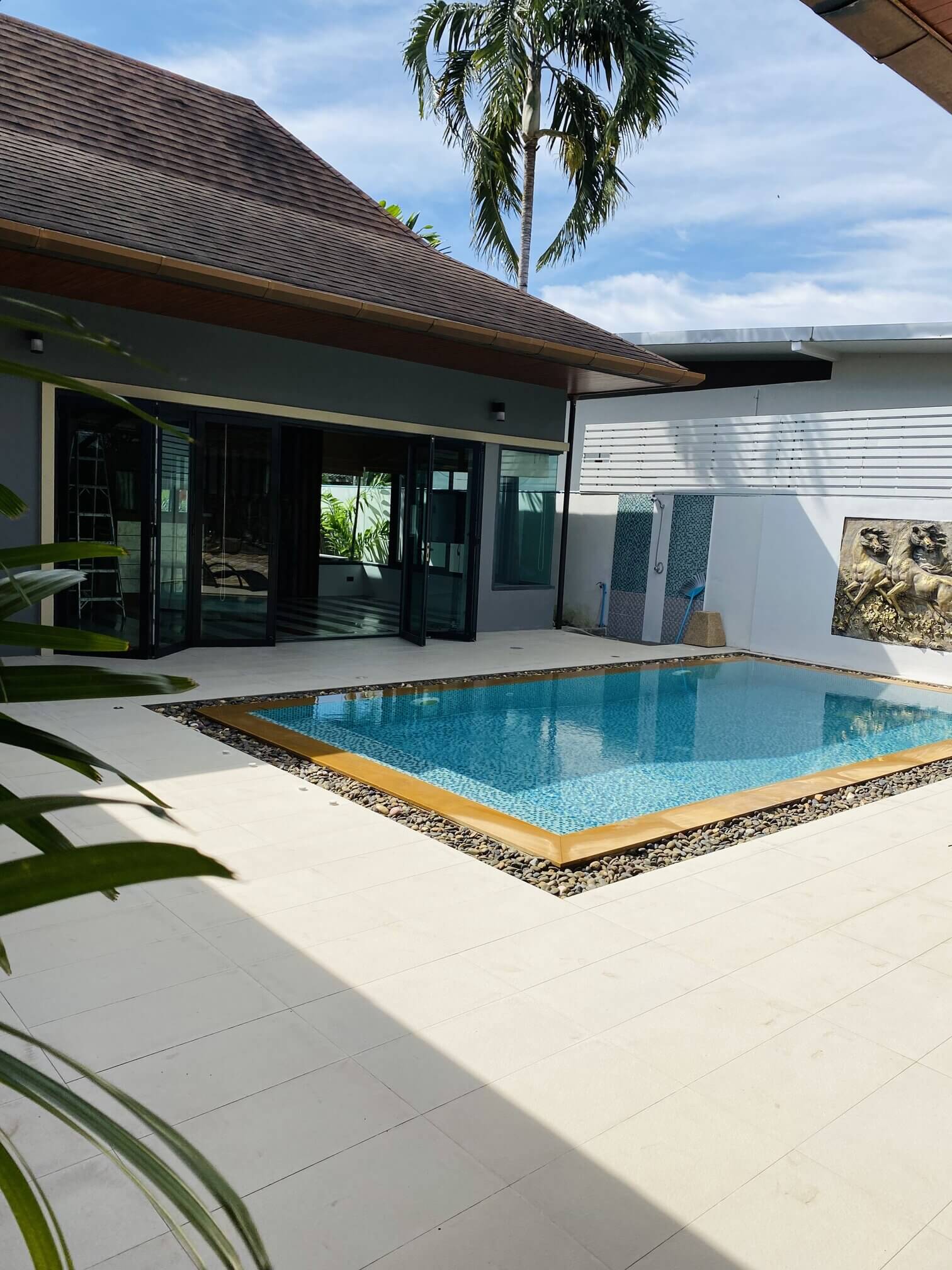 Stylish villa with pool, 2 bedrooms, Chalong area