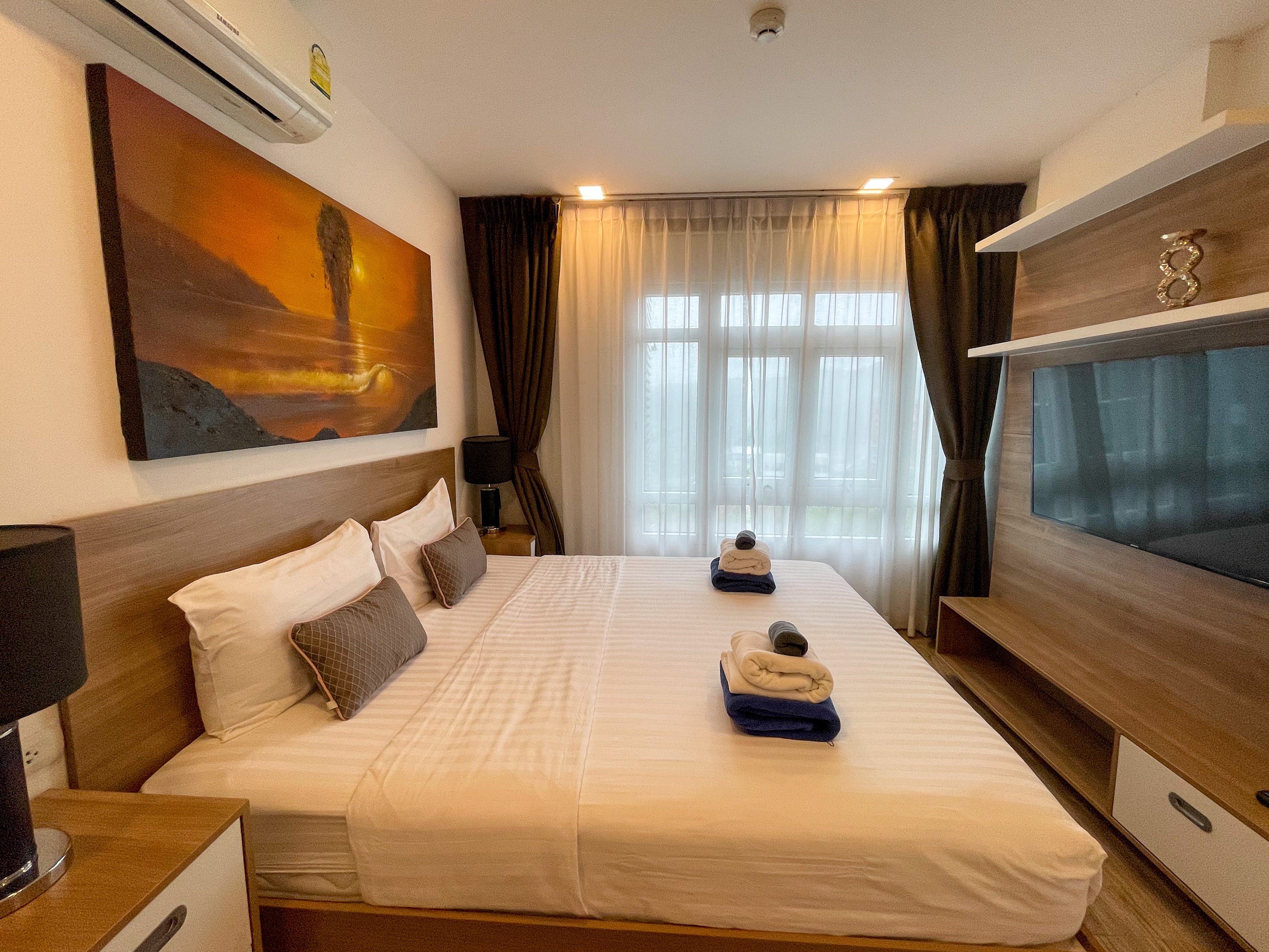 2 bedroom apartment near the beach, Nai Harn