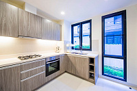 Luxurious 4 bedroom rooftop pool villa, Bangtao