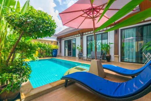 Просторная вилла LUX Pool Villa с хорошим расположением в районе Раваи, 2 спальни