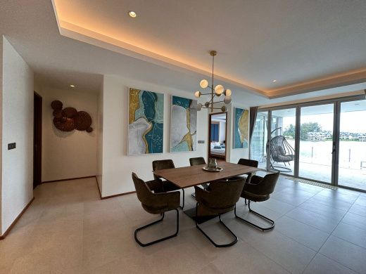 Апартаменты с 2 спальнями в комплексе Angsana Beachfront