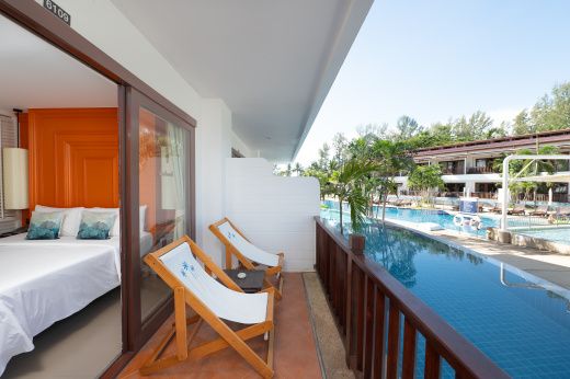 Уютные апартаменты Grand Pool Access со стильным дизайном и видом на бассейн, 2 спальни, Банг Тао