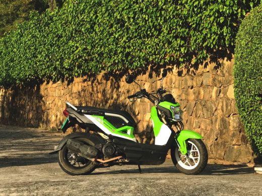 Скутер Honda Zoomer 2017 и 2015 года