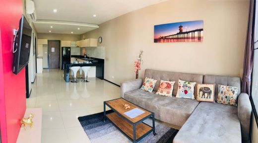 Cozy and spacious two bedroom apartment with access to the pool in Nai Harn