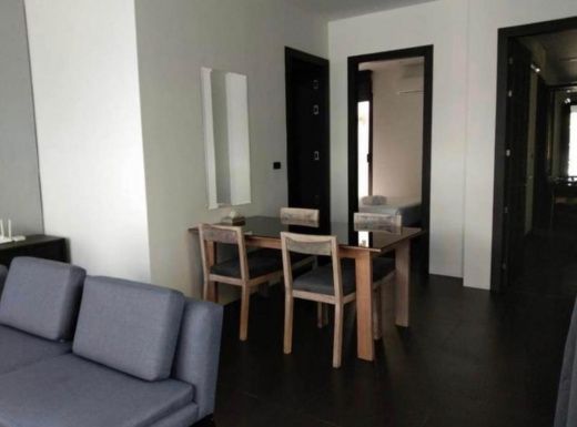 Well maintained 2 bedroom villa with garden and seating area in Chalong